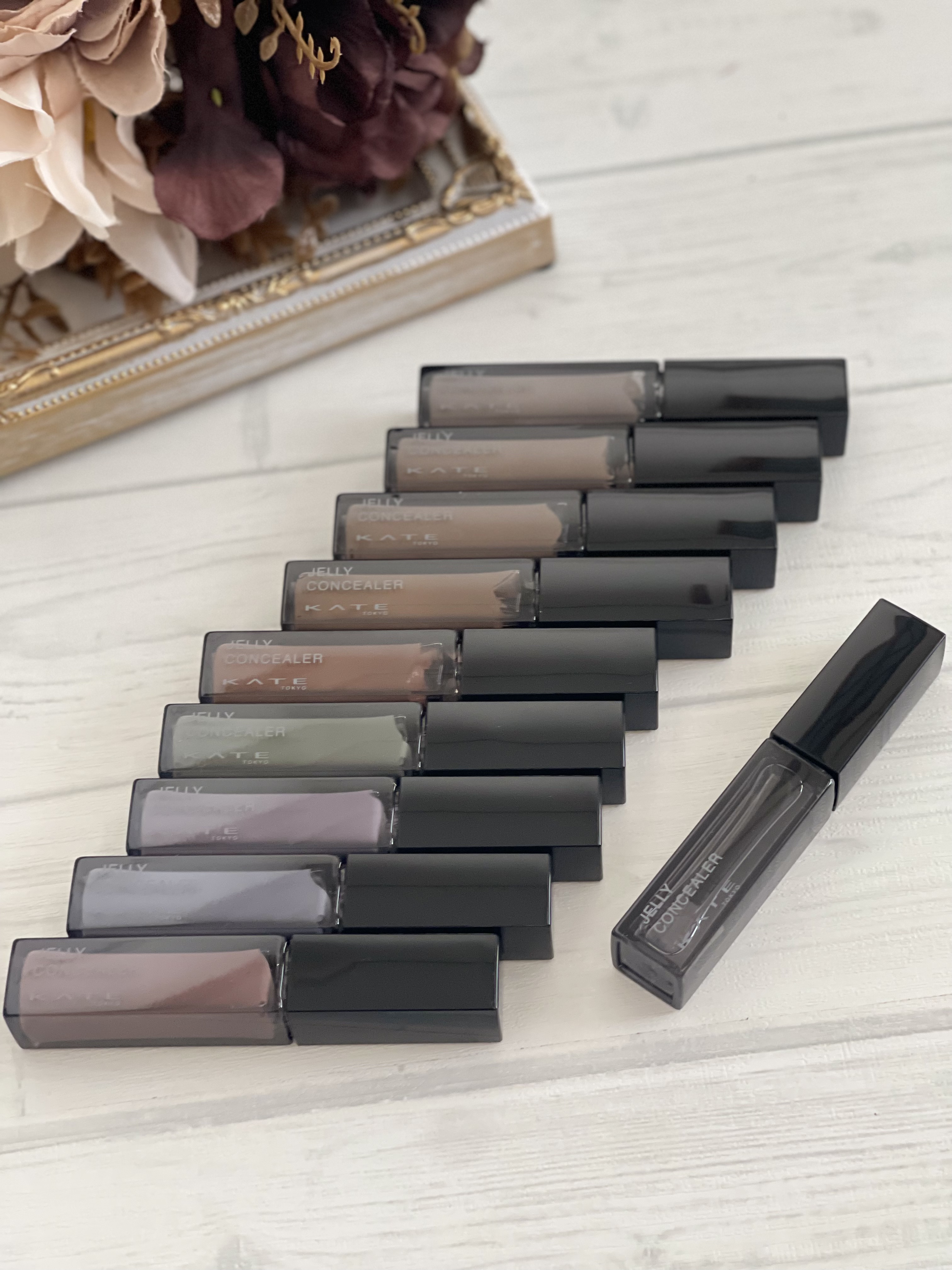 ケイト ジュレリープコンシーラー/KATE/リキッドコンシーラーを使ったクチコミ（3枚目）