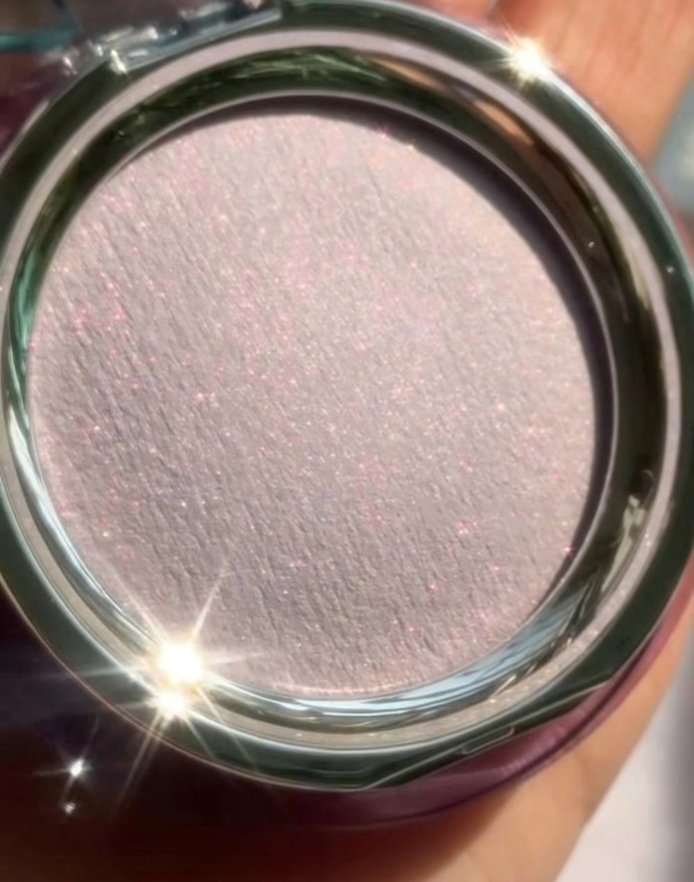 ストロービングハイライター/espoir/パウダーハイライトを使ったクチコミ（2枚目）