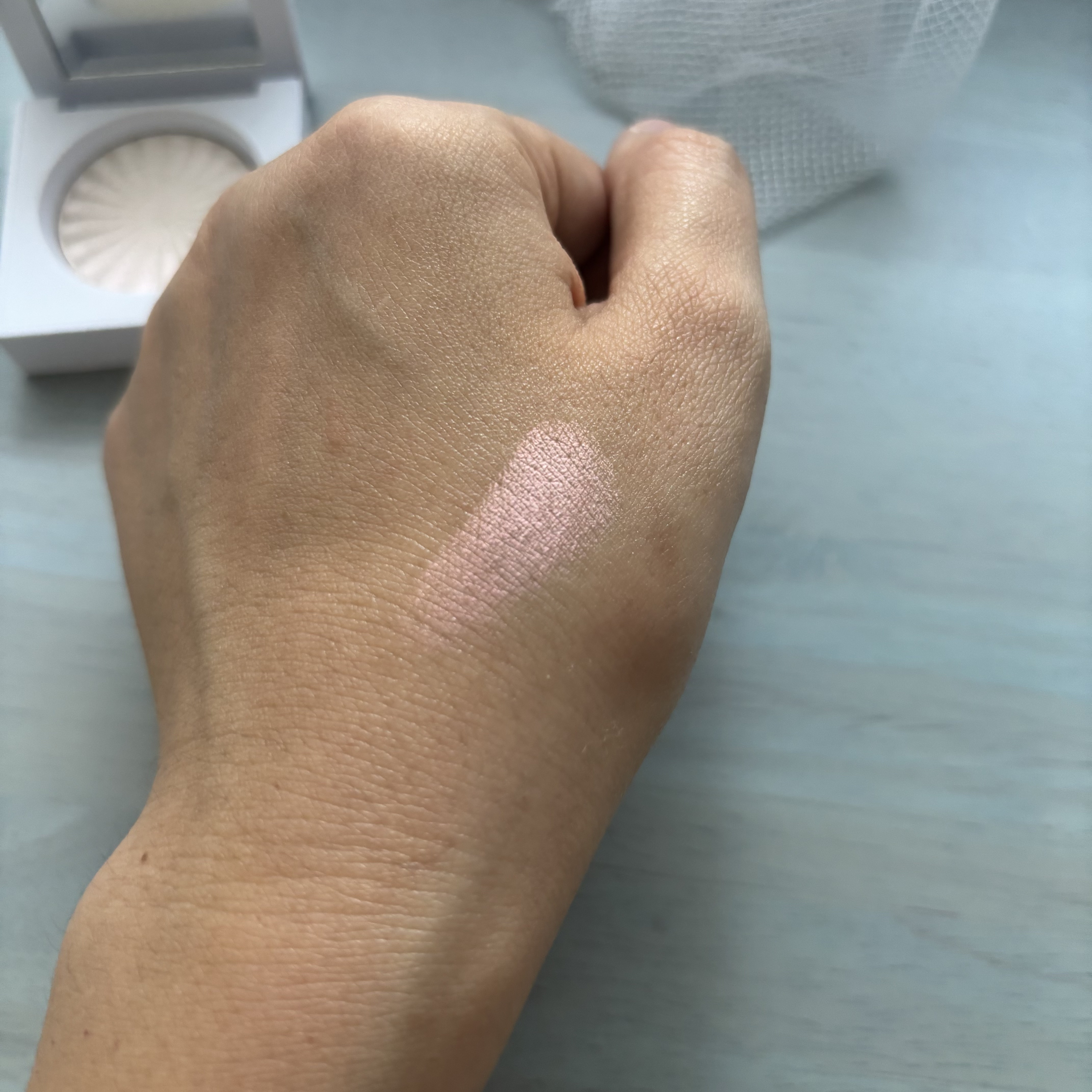 OFRA mini Highlighter/Ofra Cosmetics/パウダーハイライトを使ったクチコミ（2枚目）