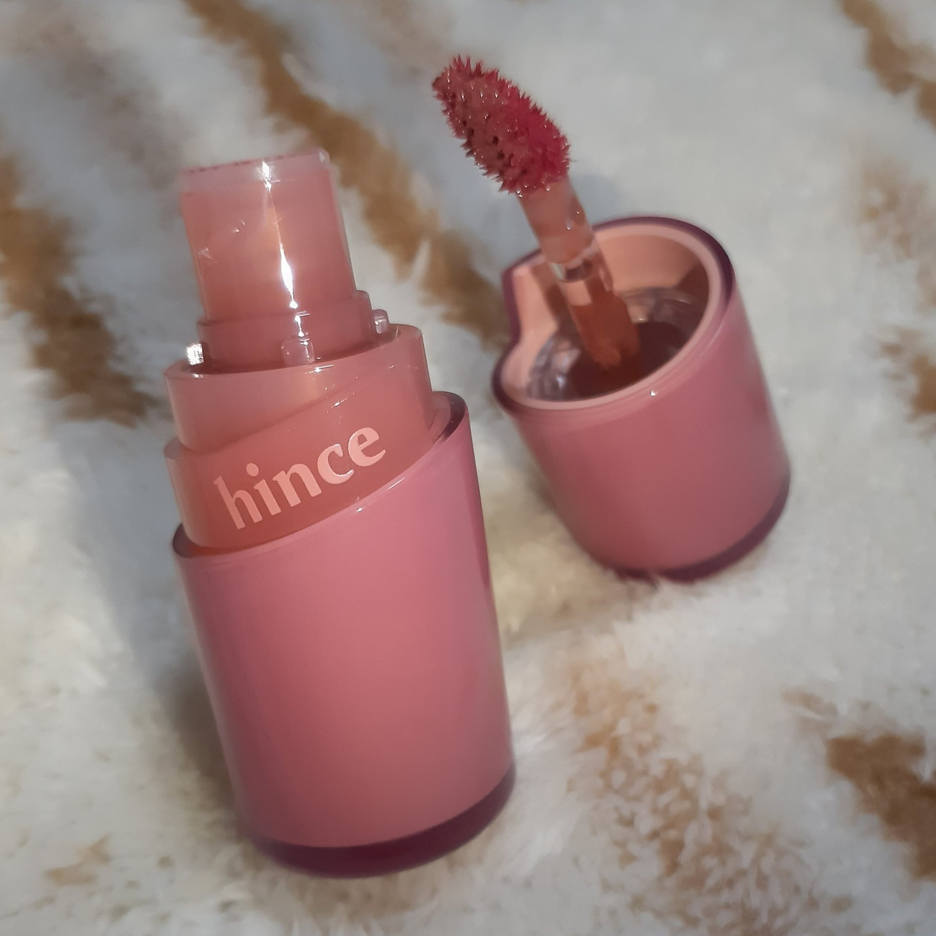 ロウグロウジェルティント/hince/リップティントを使ったクチコミ（1枚目）