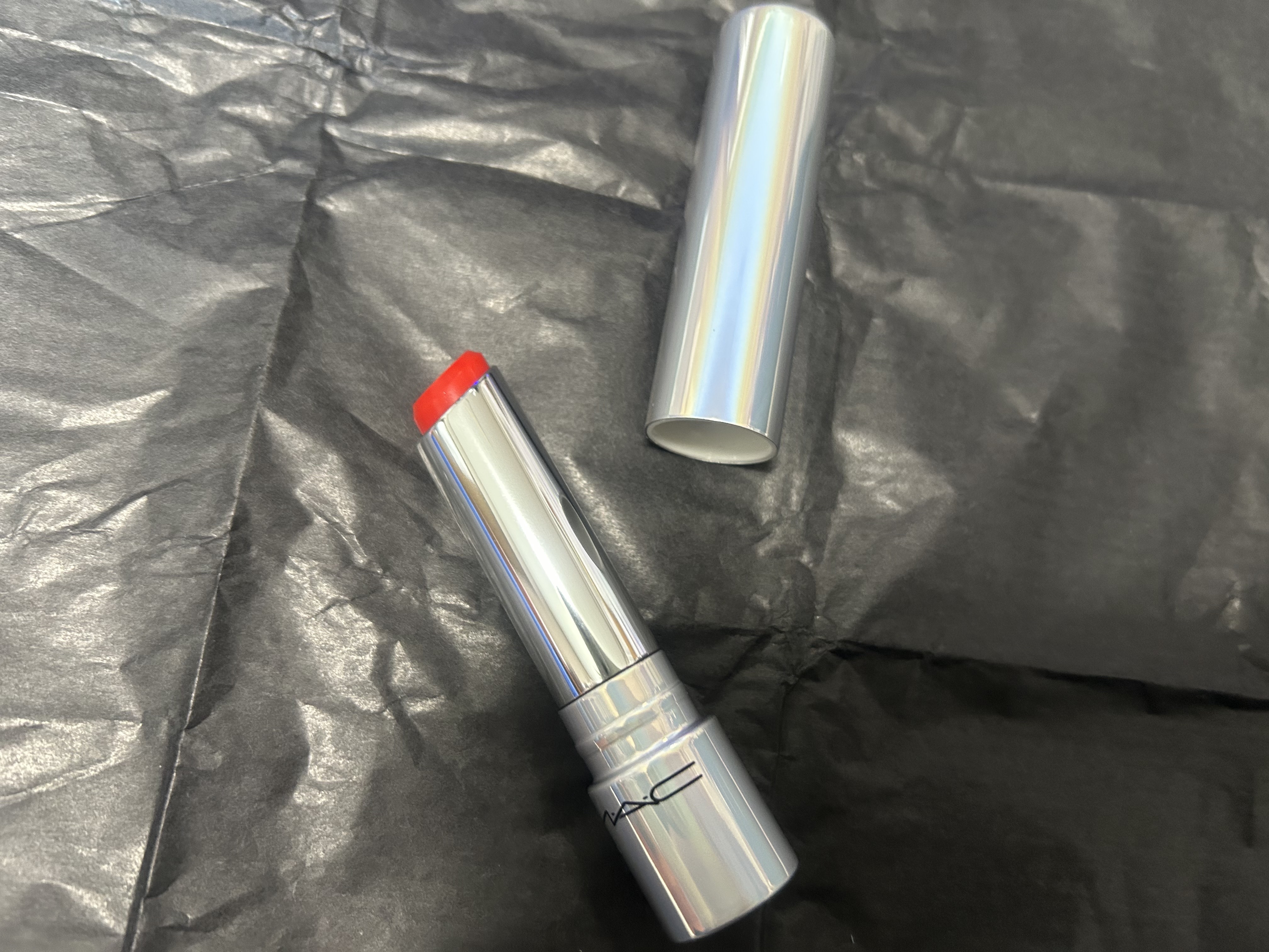 グロー プレイ テンダートーク リップ バーム 460 サーブ/M・A・C/リップバームを使ったクチコミ（2枚目）