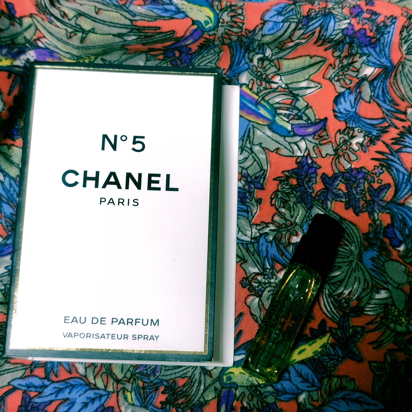 シャネル N°5 オードゥ パルファム (ヴァポリザター)/CHANEL/香水(レディース)を使ったクチコミ(2枚目)