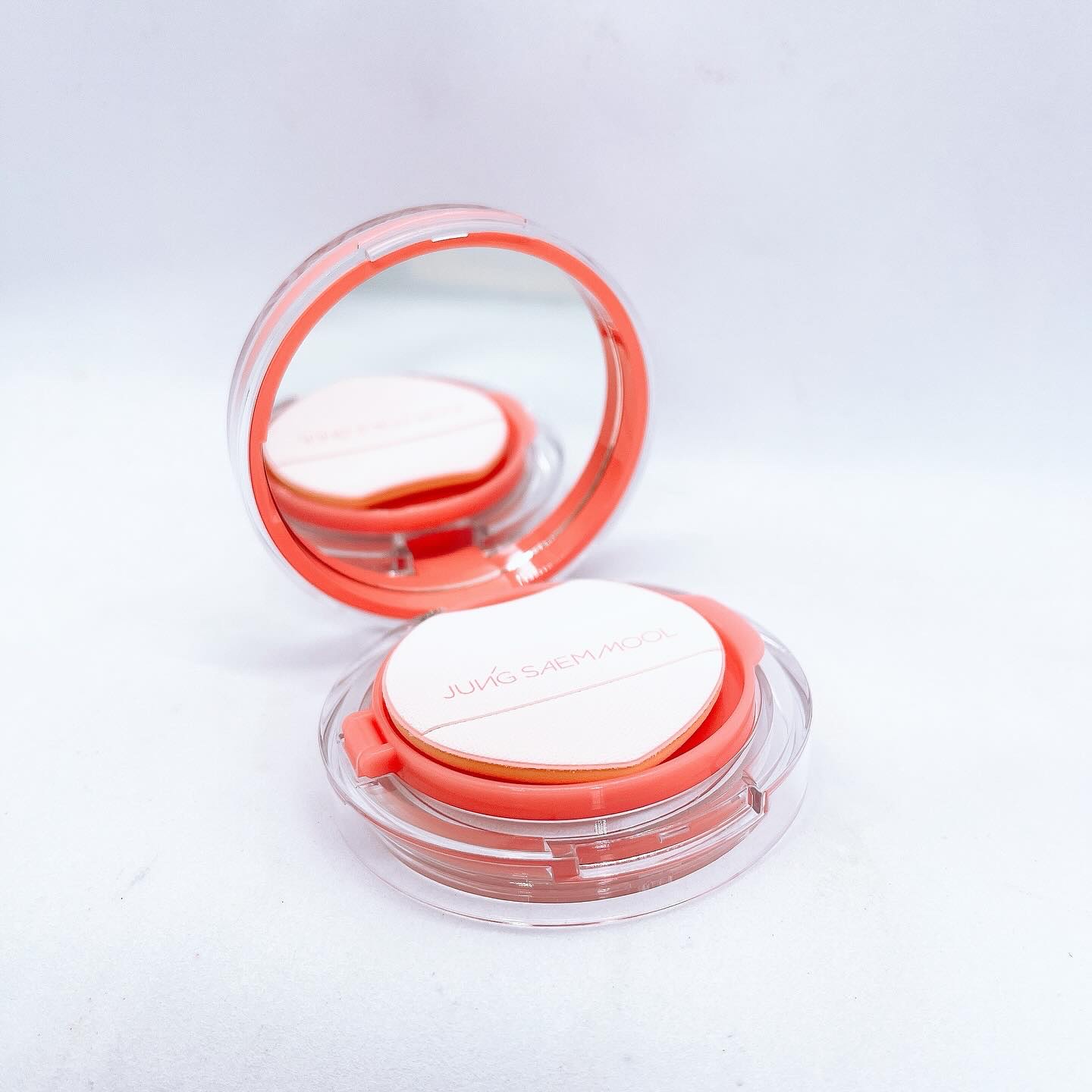 アーティストクッションブラッシュ/JUNG SAEM MOOL/リキッドチークを使ったクチコミ（2枚目）