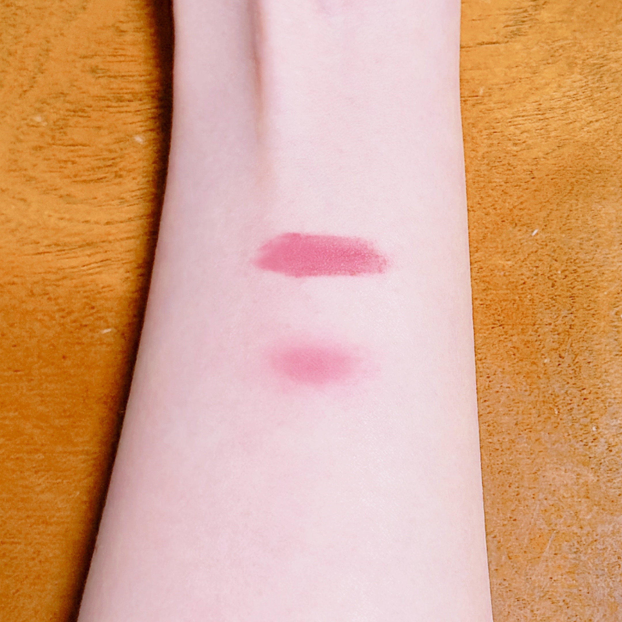 ベア ベルベット ティント 301 ミスティペタル/Coralhaze/リップティントを使ったクチコミ（2枚目）