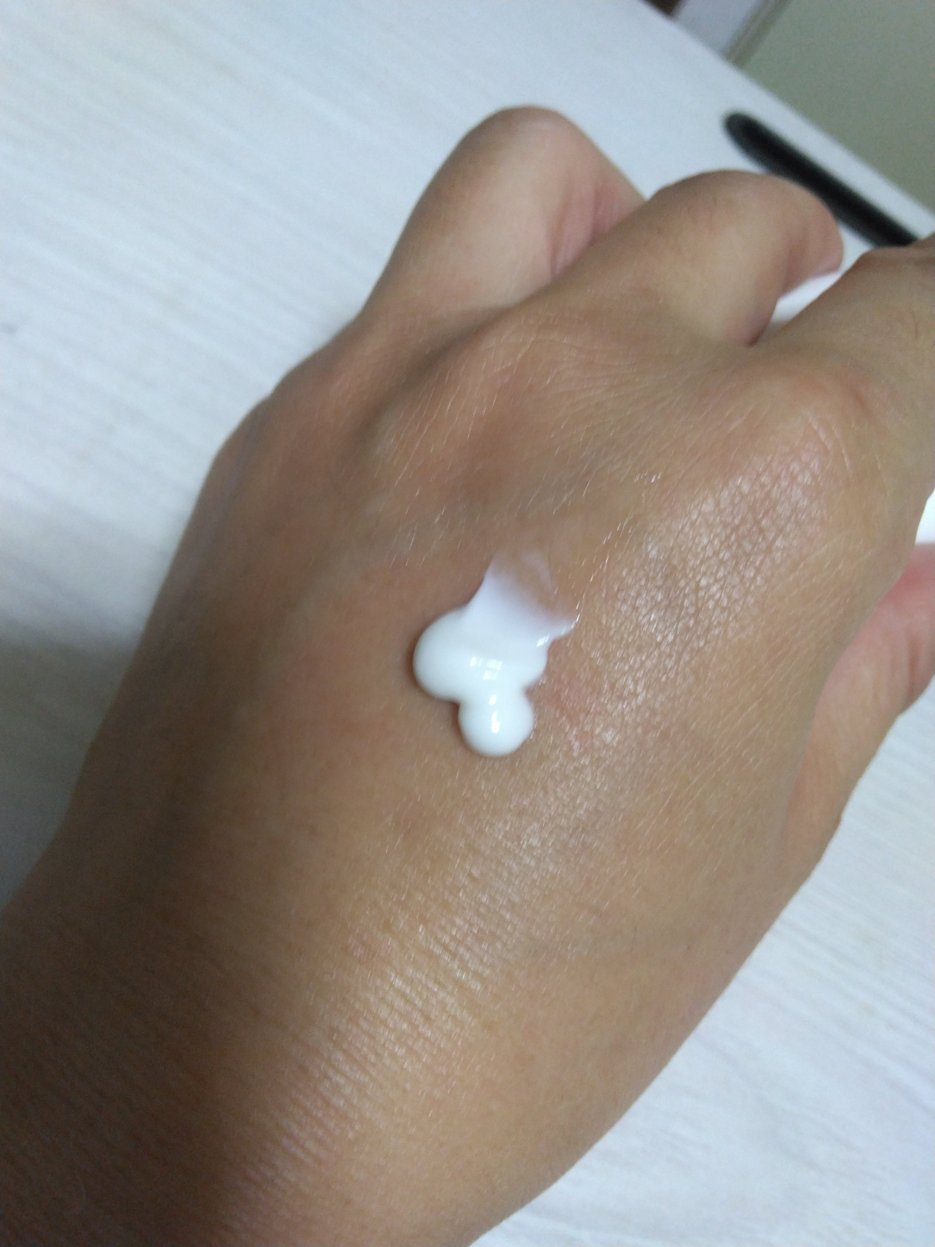 エクシア エターナル エンヴィ ハンド/ALBION/ハンドクリームを使ったクチコミ（3枚目）