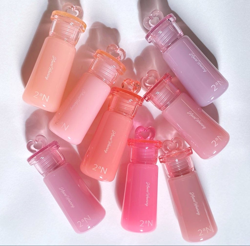 ぱんフォロバ100 on LIPS 「2aNの新商品がまたもや可愛すぎる♡♡このパケ見て👀素敵すぎて..」(2枚目)