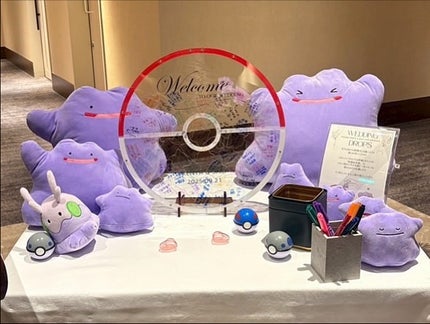 shino on LIPS 「ずっと担当させていただいてるお客様の結婚式ネイル💍✨3枚目から..」(5枚目)