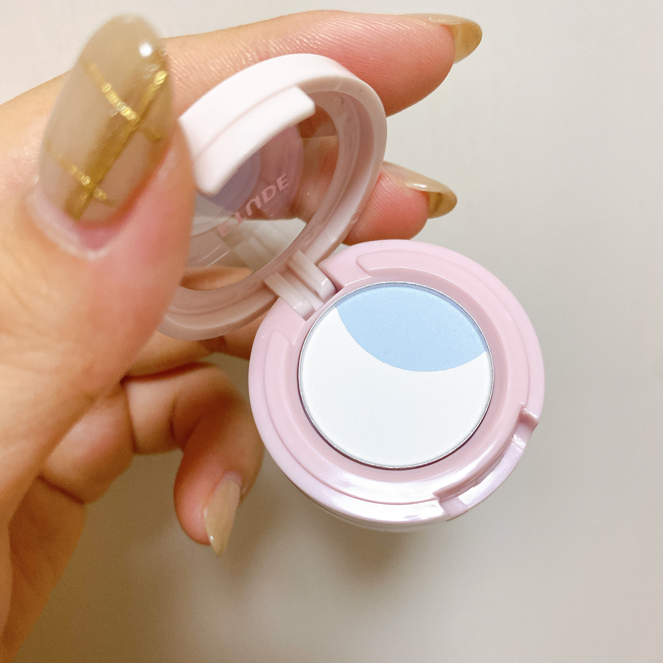 ルックアット マイアイズ/ETUDE/単色アイシャドウを使ったクチコミ（3枚目）