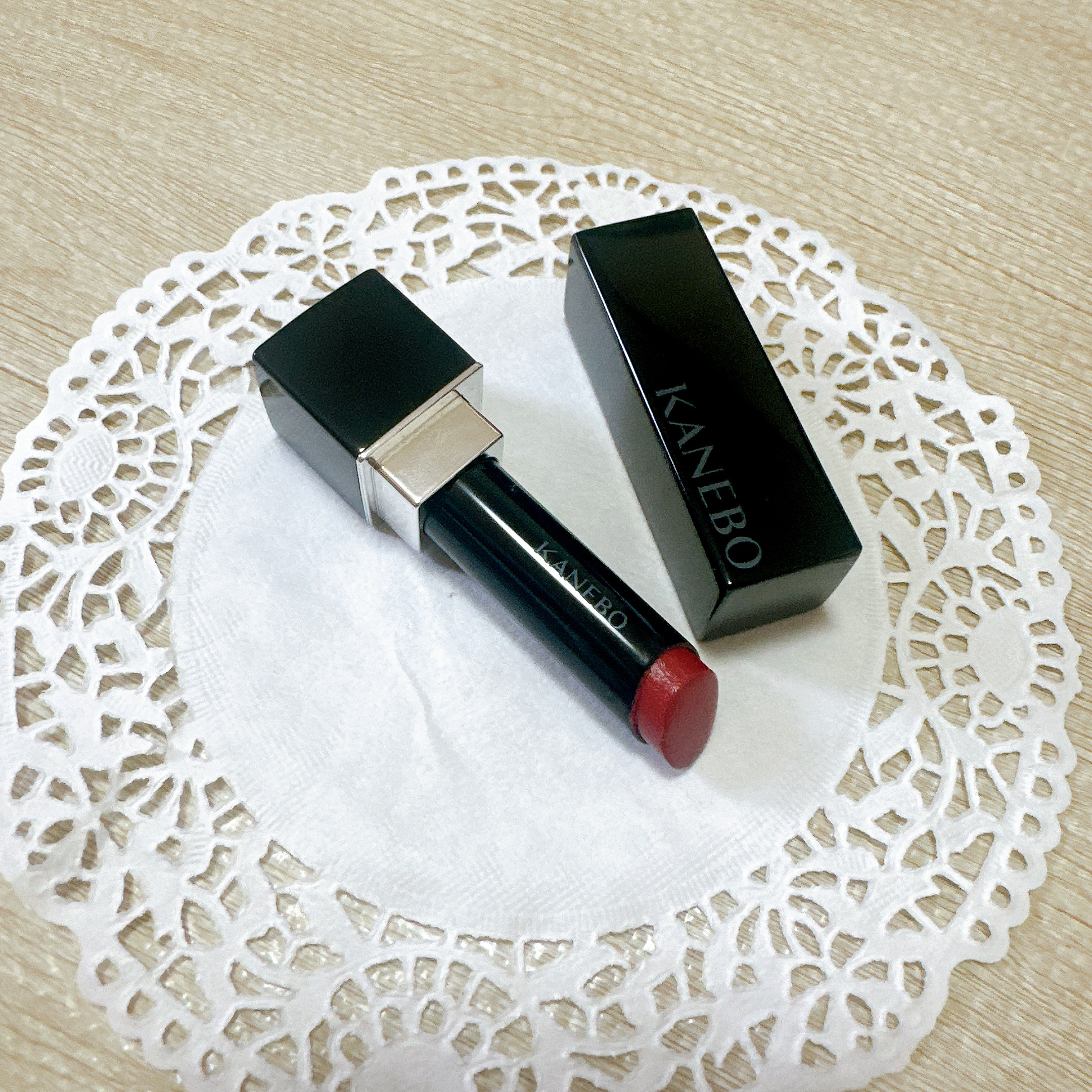 ルージュスターヴァイブラント/KANEBO/口紅を使ったクチコミ（3枚目）