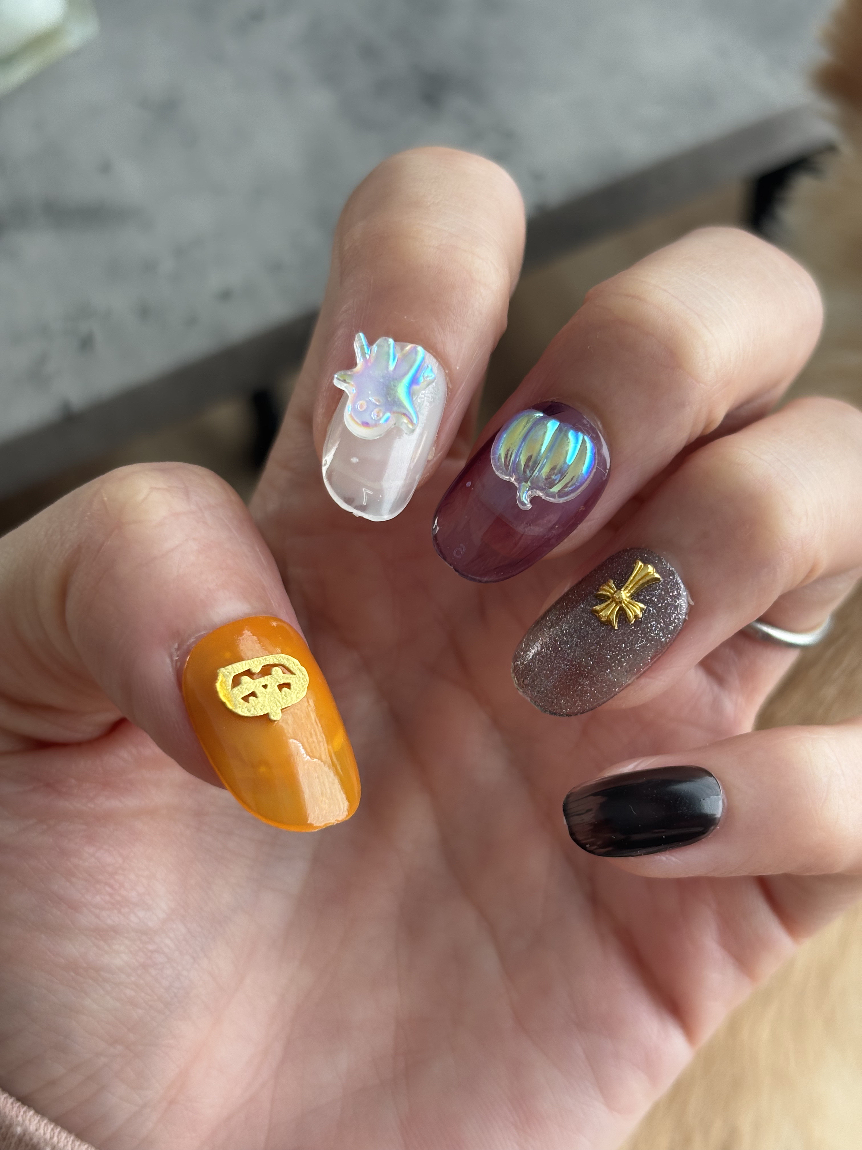 カラフルネイルズ/キャンメイク/マニキュアを使ったクチコミ（2枚目）