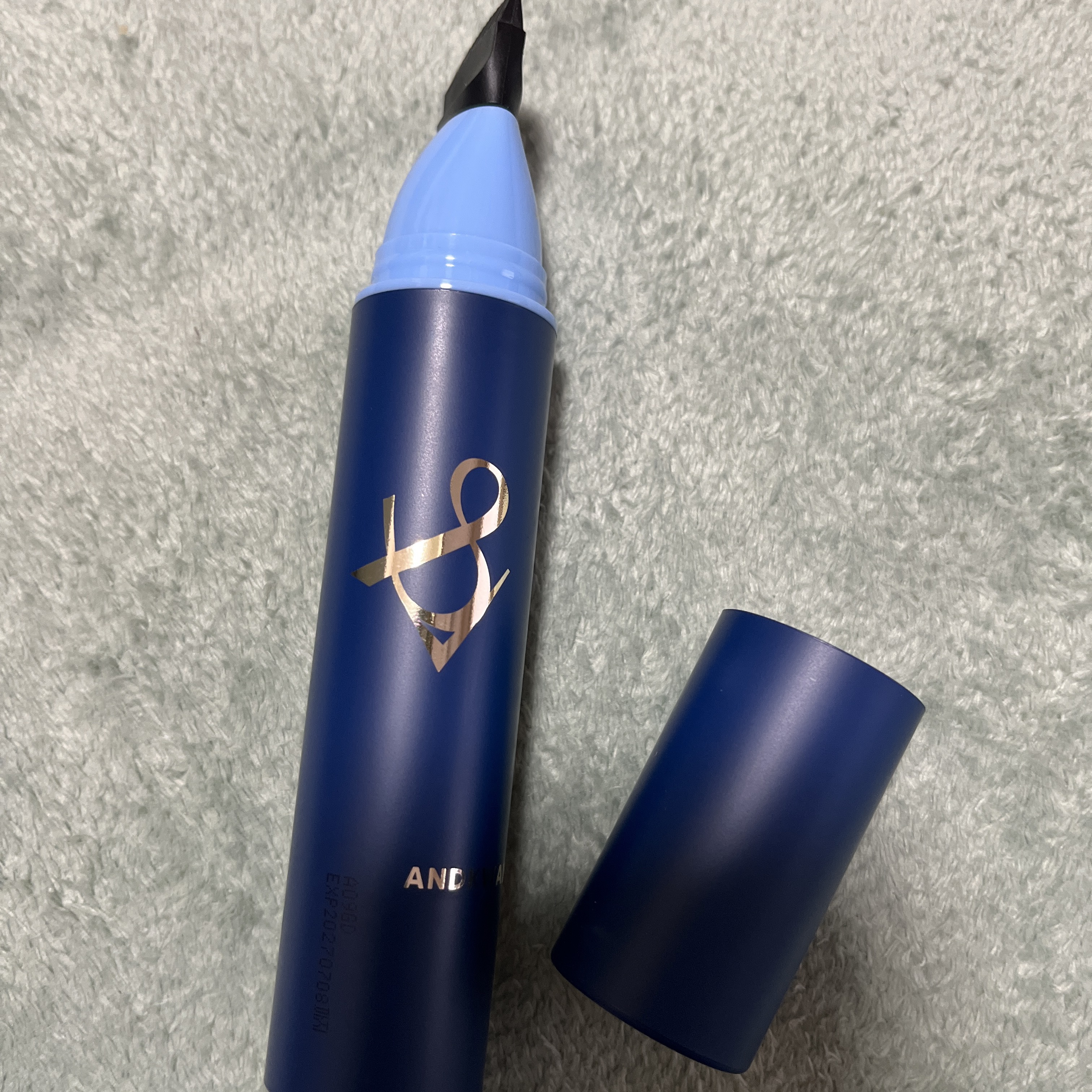 Scalp Root Calm & Barrier（コンブ一体型＋リフィル セット）/ANDKWAN/スカルプブラシを使ったクチコミ（1枚目）