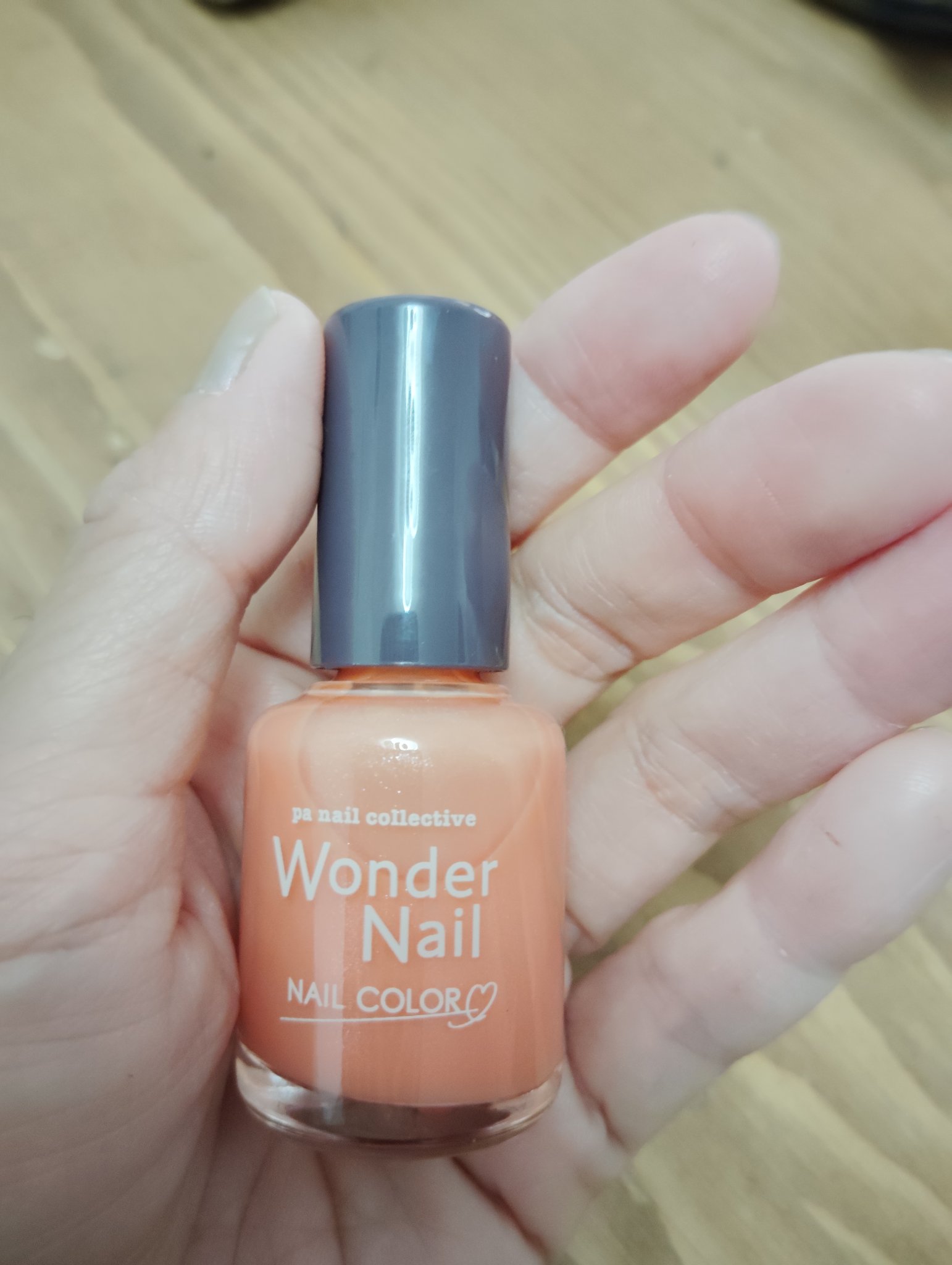 pa nail collective　pa ワンダーネイル
RWN-13
まるでジェルのツヤめき＆高発色
見たまま発色＆ずっとツヤ＆ぷっくり続く
するっと塗りやすく自爪凹凸コントロール
超速乾
ベースコート不要
LEDライト不要
