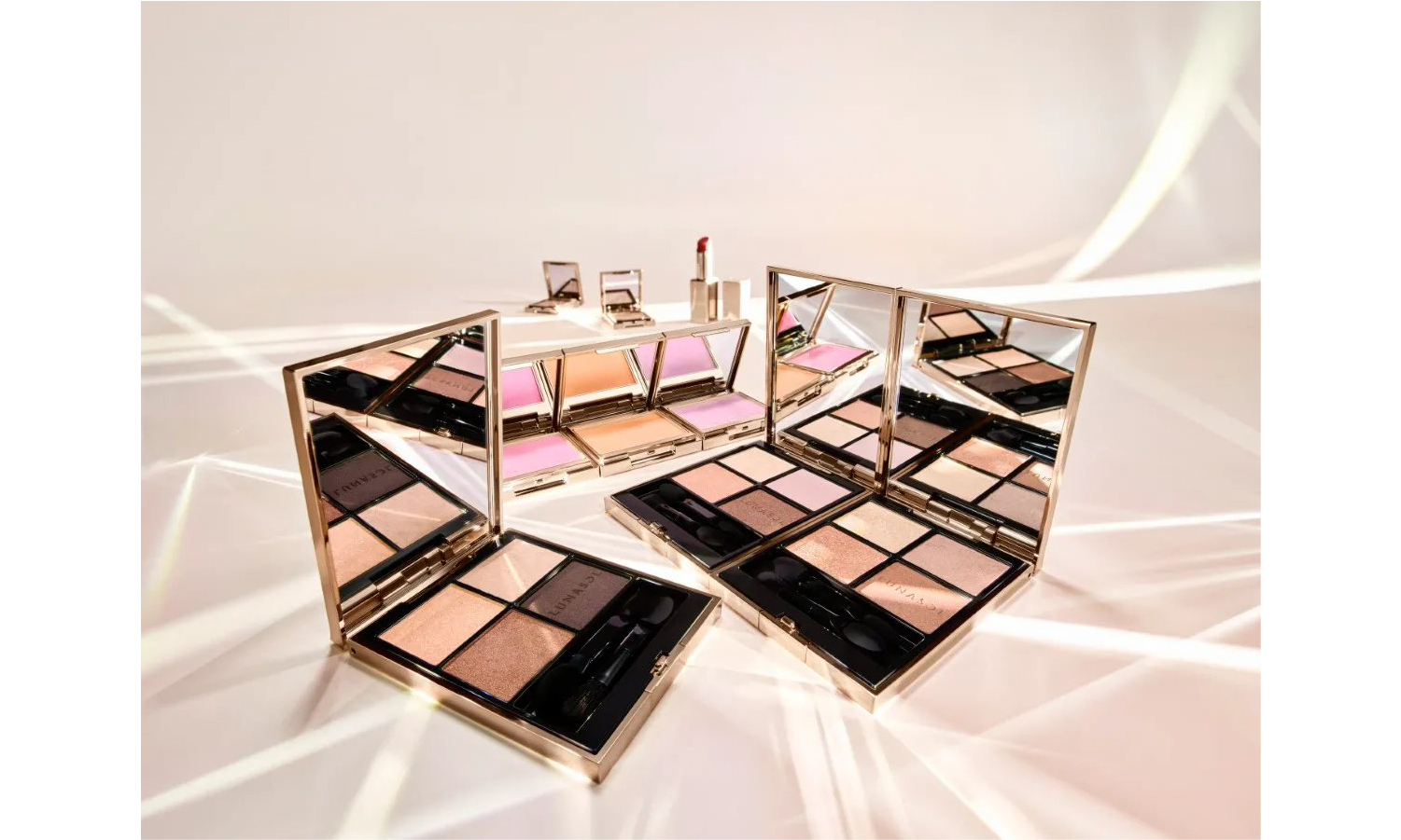 ルナソルから春カラーの新作コスメが登場