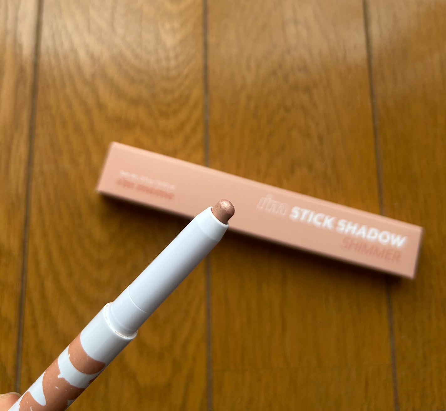 アイムスティックシャドウシマー/i’m meme/スティックアイシャドウを使ったクチコミ(1枚目)