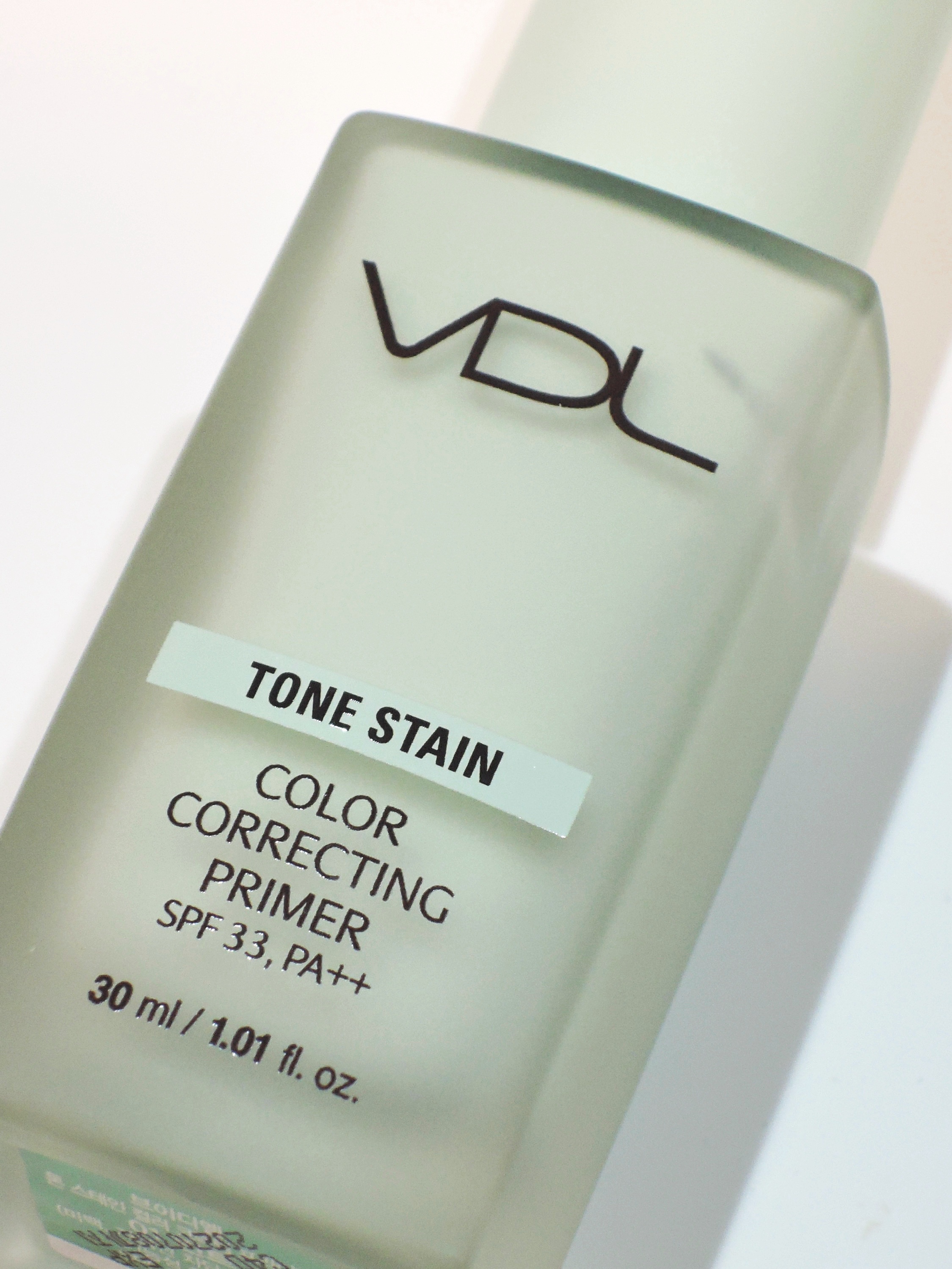 トーンステインカラーコレクティングプライマー/VDL/化粧下地を使ったクチコミ（2枚目）