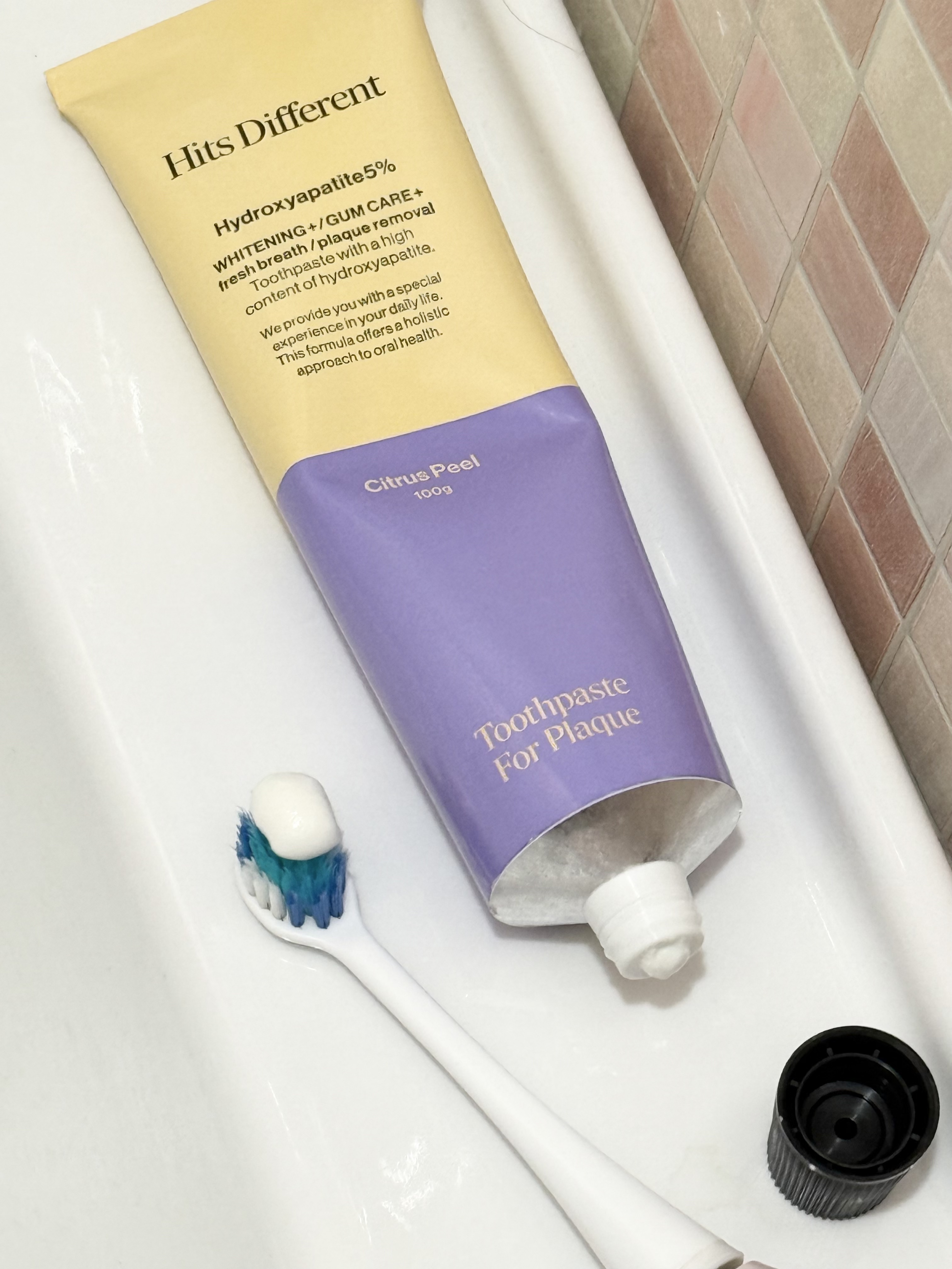 ヒッツディファレント　トゥースペースト　フォー　プラーク/Hits Different/歯磨き粉を使ったクチコミ（3枚目）