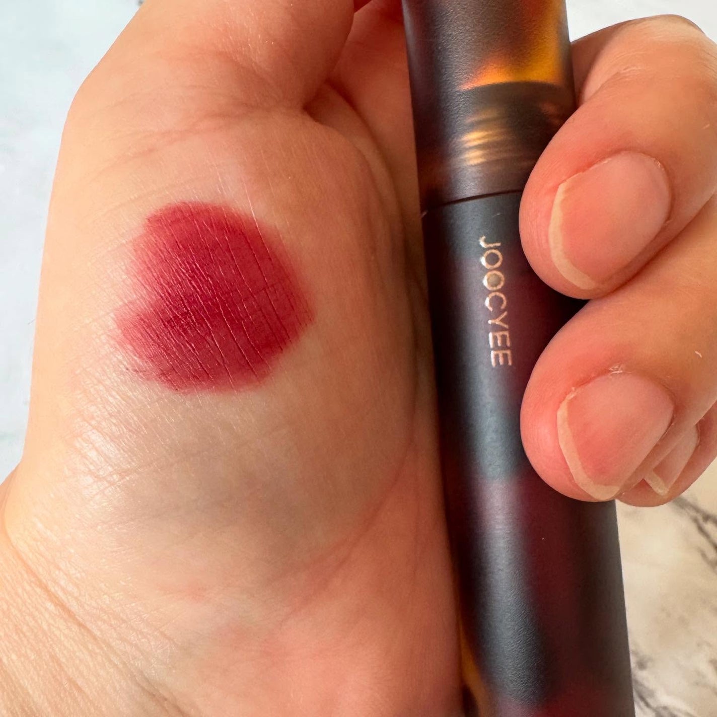 琥珀セミマットリップ/Joocyee/口紅を使ったクチコミ(2枚目)