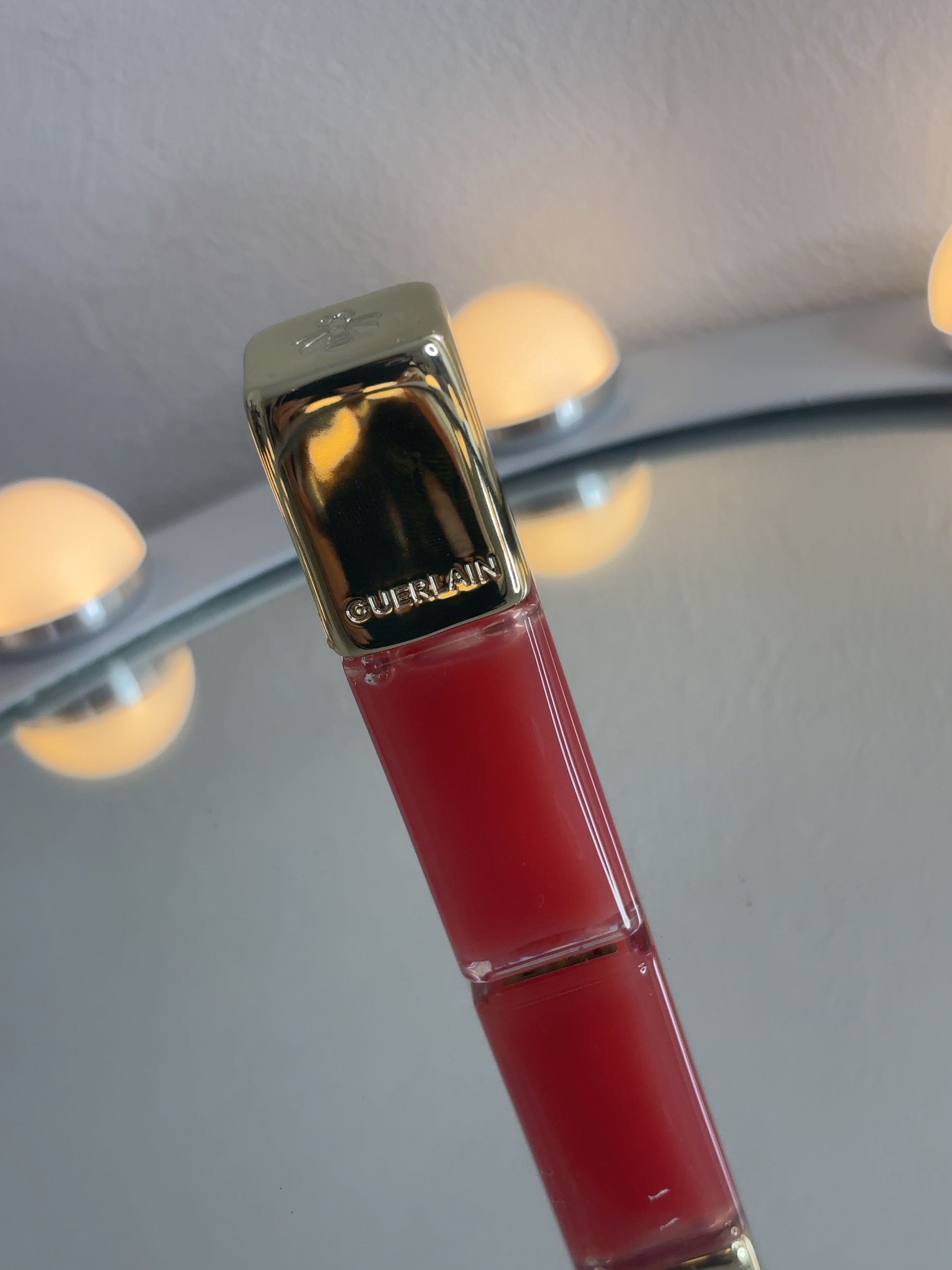 キスキス ビー グロウ オイル/GUERLAIN/リップグロスを使ったクチコミ（2枚目）