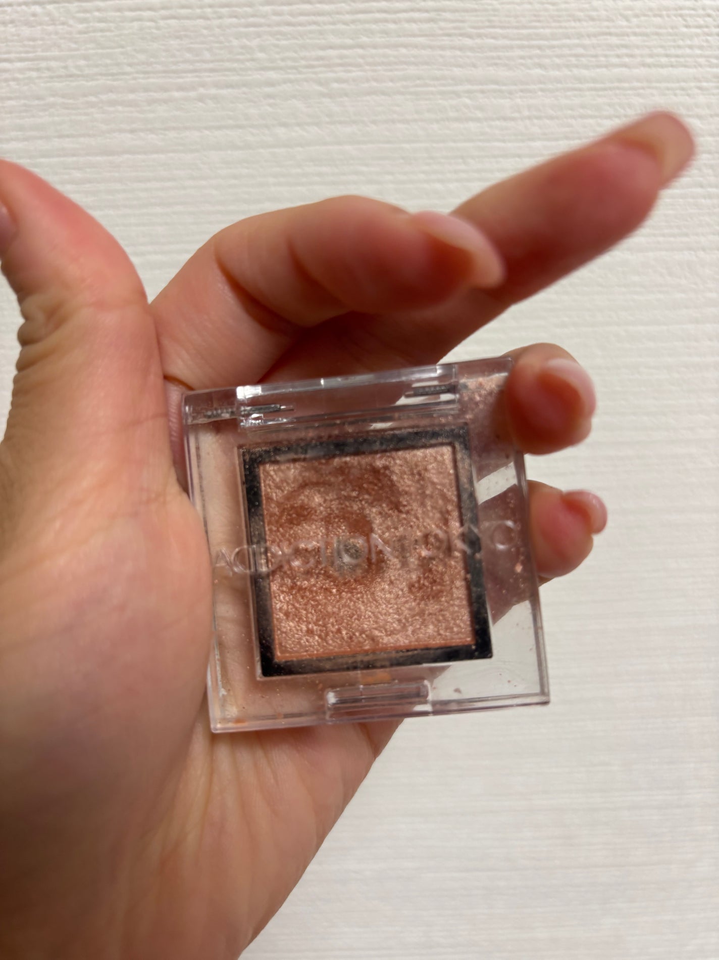 アディクション ザ アイシャドウ パール/ADDICTION/単色アイシャドウを使ったクチコミ(2枚目)