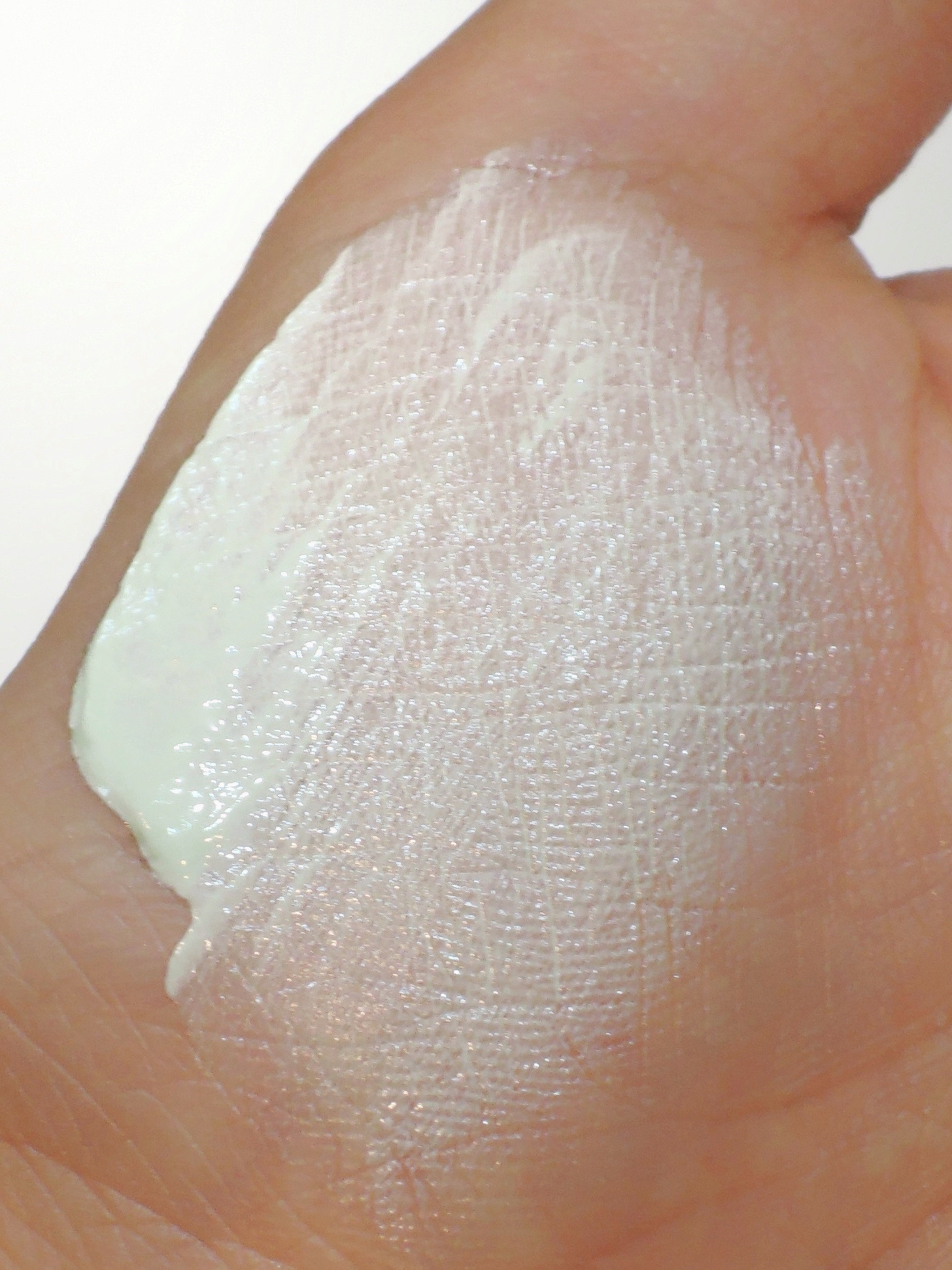 トーンステインカラーコレクティングプライマー/VDL/化粧下地を使ったクチコミ（3枚目）