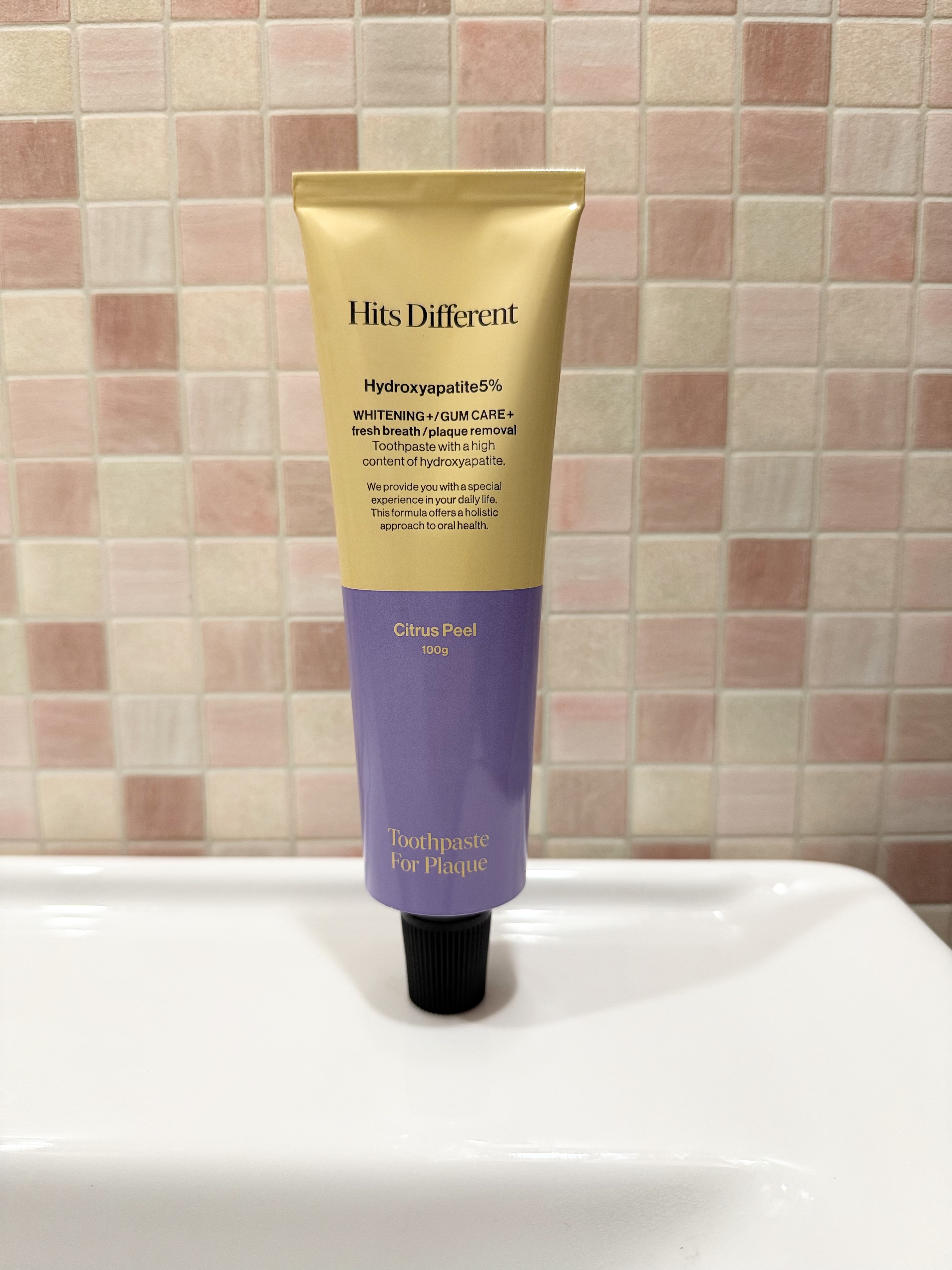 ヒッツディファレント　トゥースペースト　フォー　プラーク/Hits Different/歯磨き粉を使ったクチコミ（2枚目）