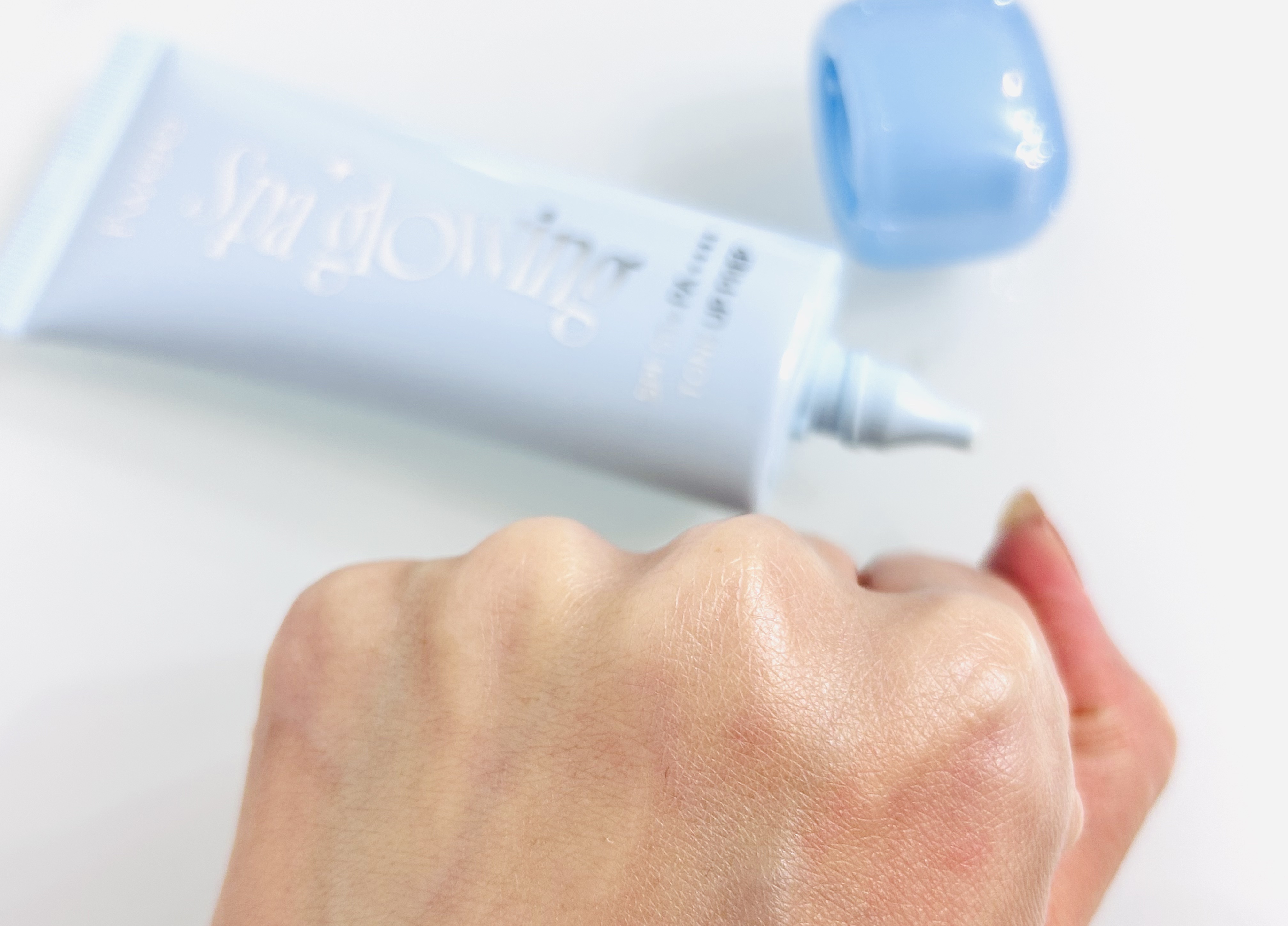 スパグロウUVトーンアップベース/fwee/化粧下地を使ったクチコミ（3枚目）