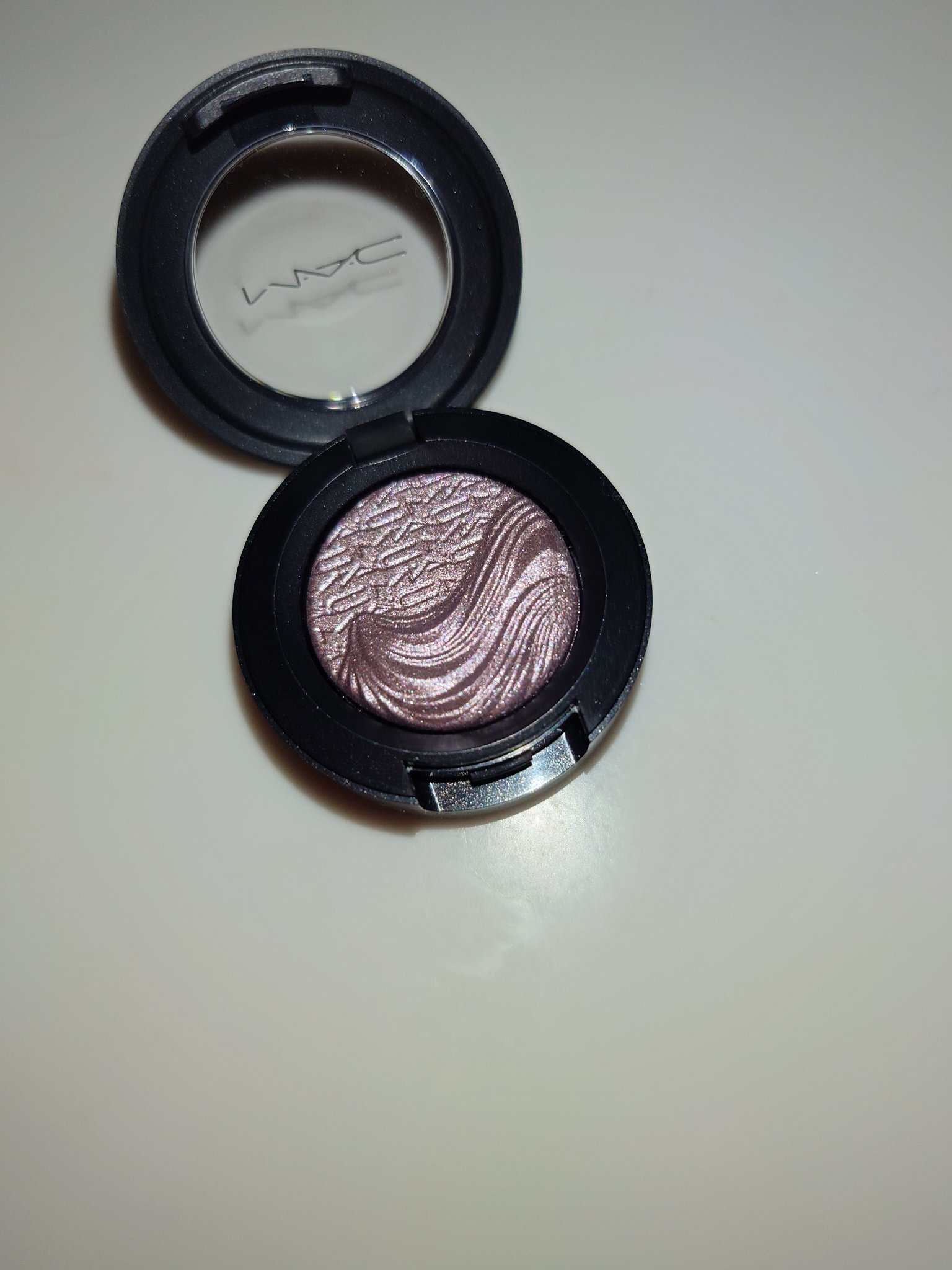 エクストラ ディメンション アイシャドウ/M・A・C/単色アイシャドウを使ったクチコミ（2枚目）