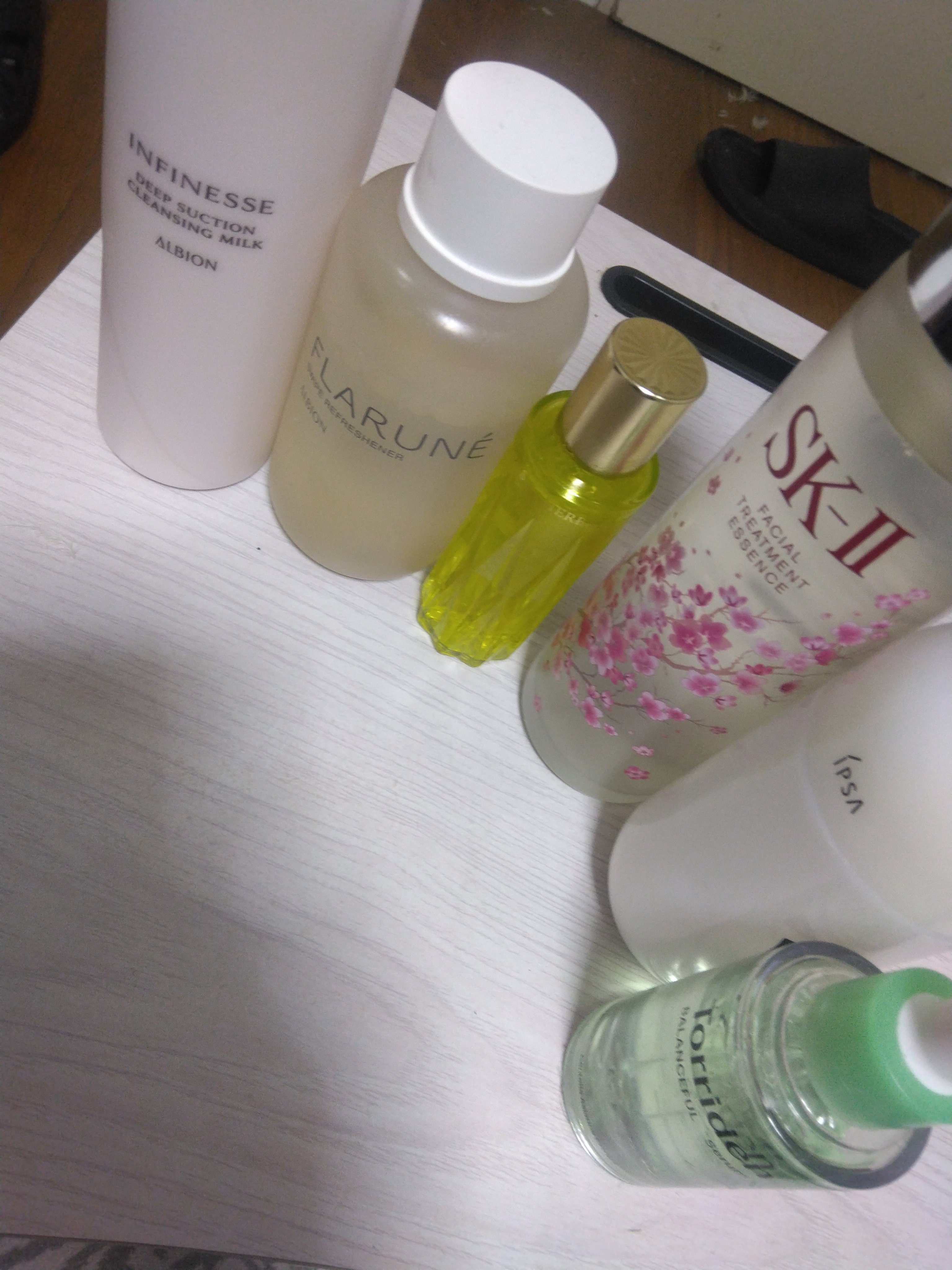 フラルネ スワイプ リフレッシュナー/ALBION/化粧水を使ったクチコミ（1枚目）