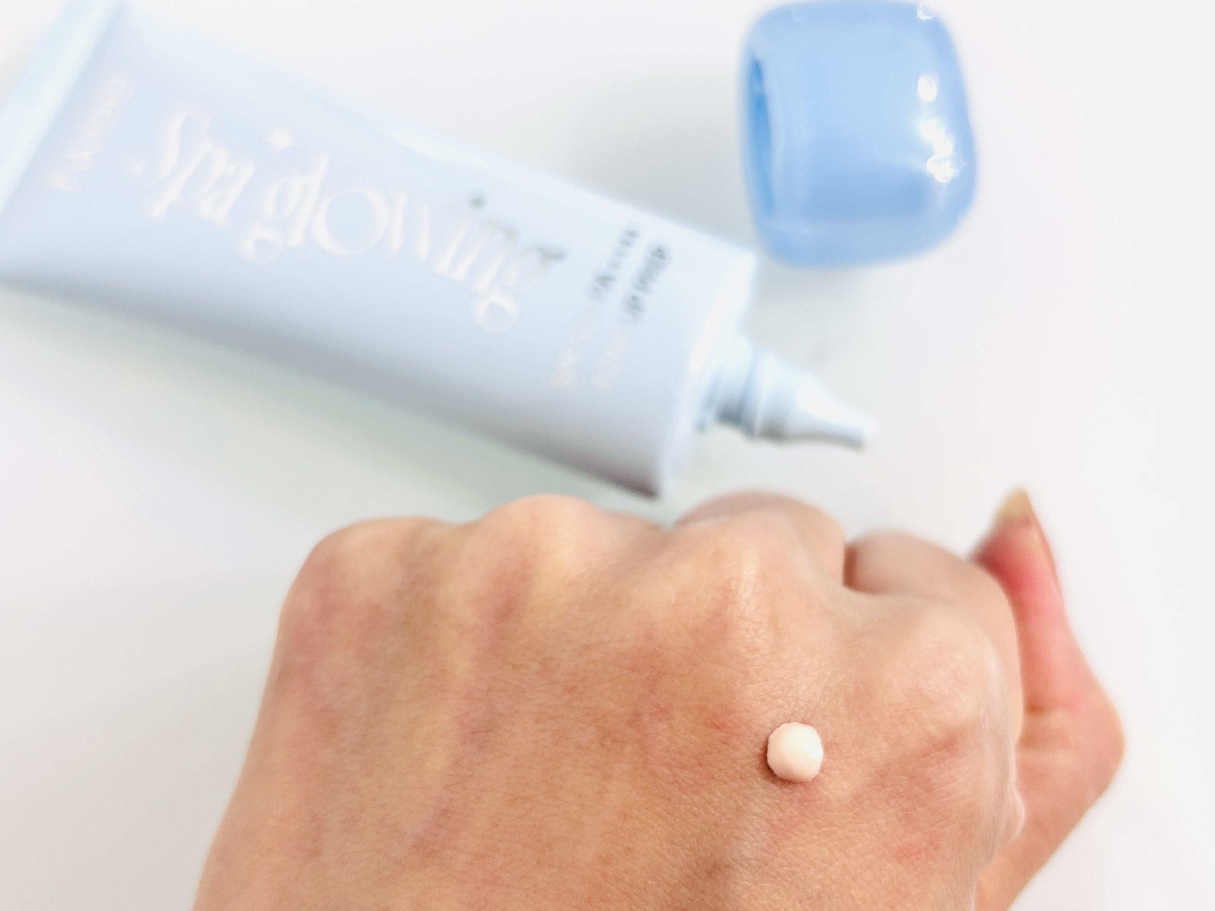 スパグロウUVトーンアップベース/fwee/化粧下地を使ったクチコミ（2枚目）