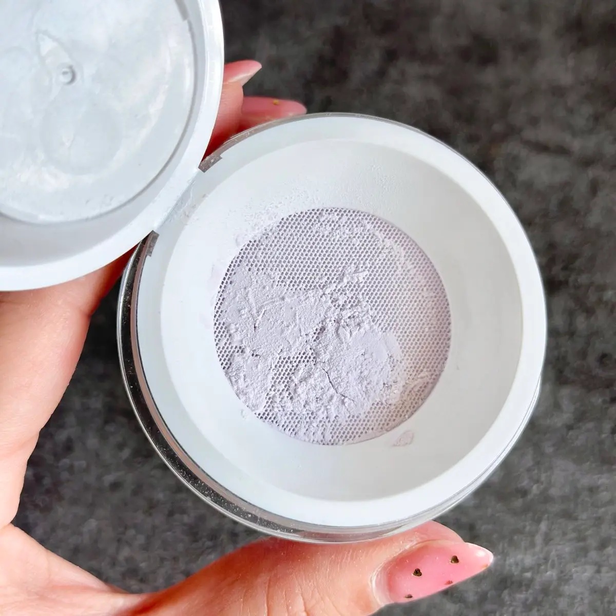 トランスルーセントセットフィニッシングパウダー/TFIT/ルースパウダーを使ったクチコミ（2枚目）