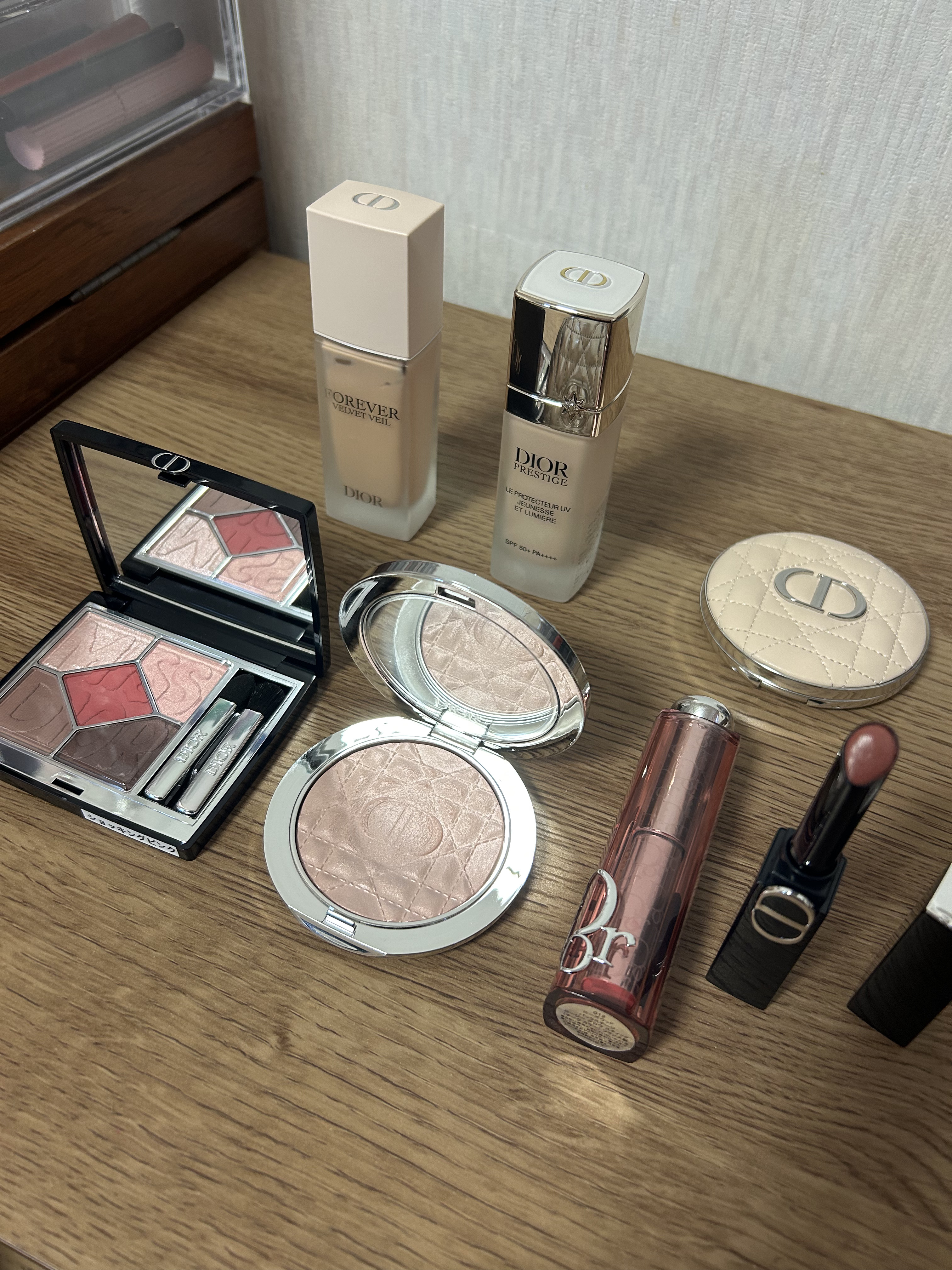 バックステージ ロージー グロウ スティック 012 ローズウッド/Dior/チークを使ったクチコミ（2枚目）