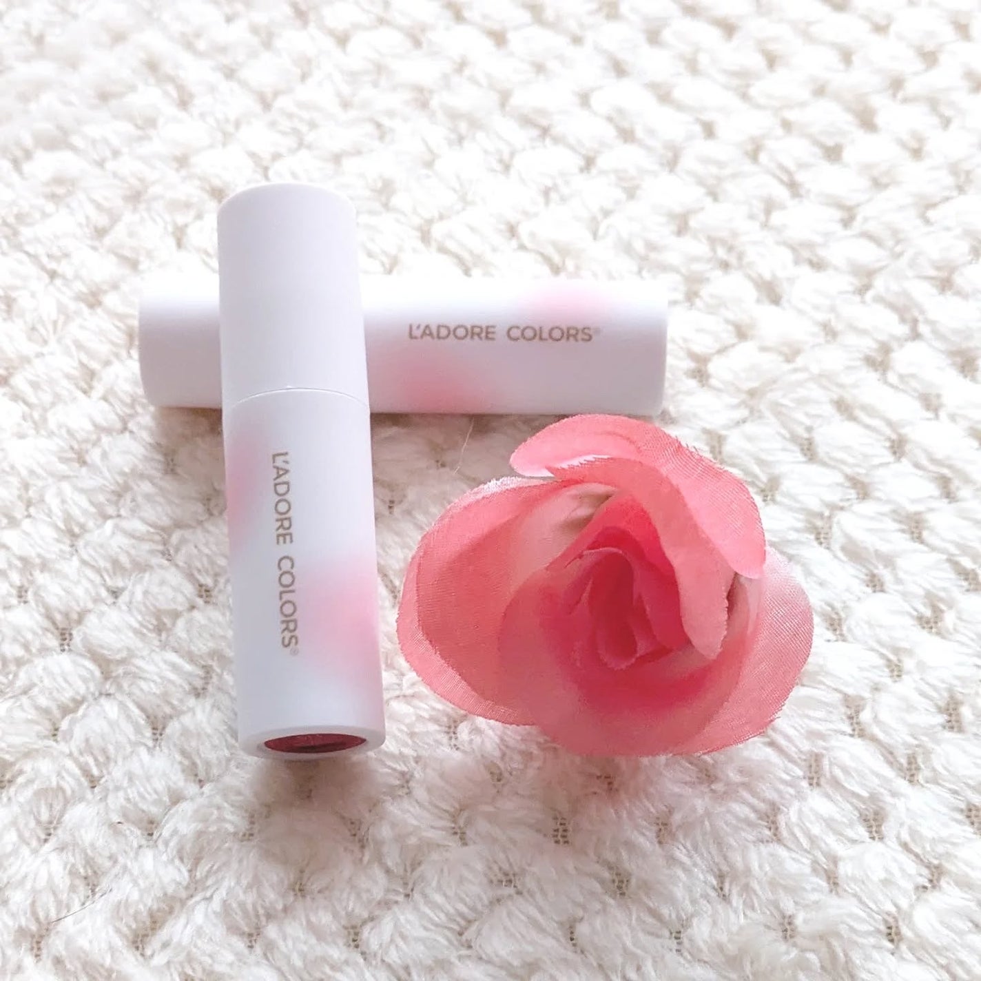 スフレマットリップ/L'adore Colors/口紅を使ったクチコミ(2枚目)