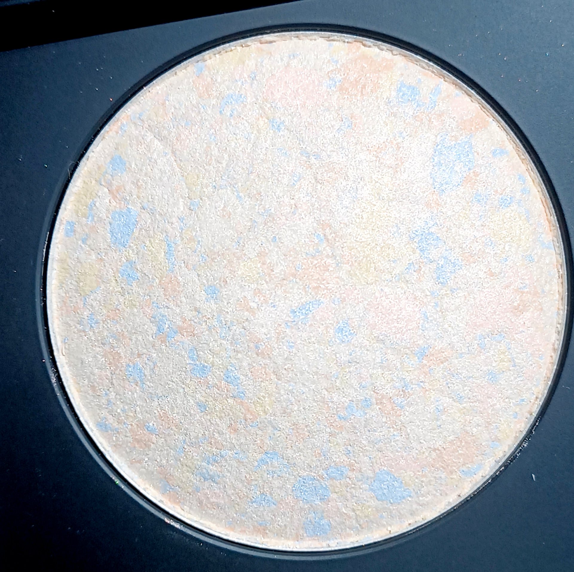 パールライクハイライター/FIVE VIBE/パウダーハイライトを使ったクチコミ（3枚目）