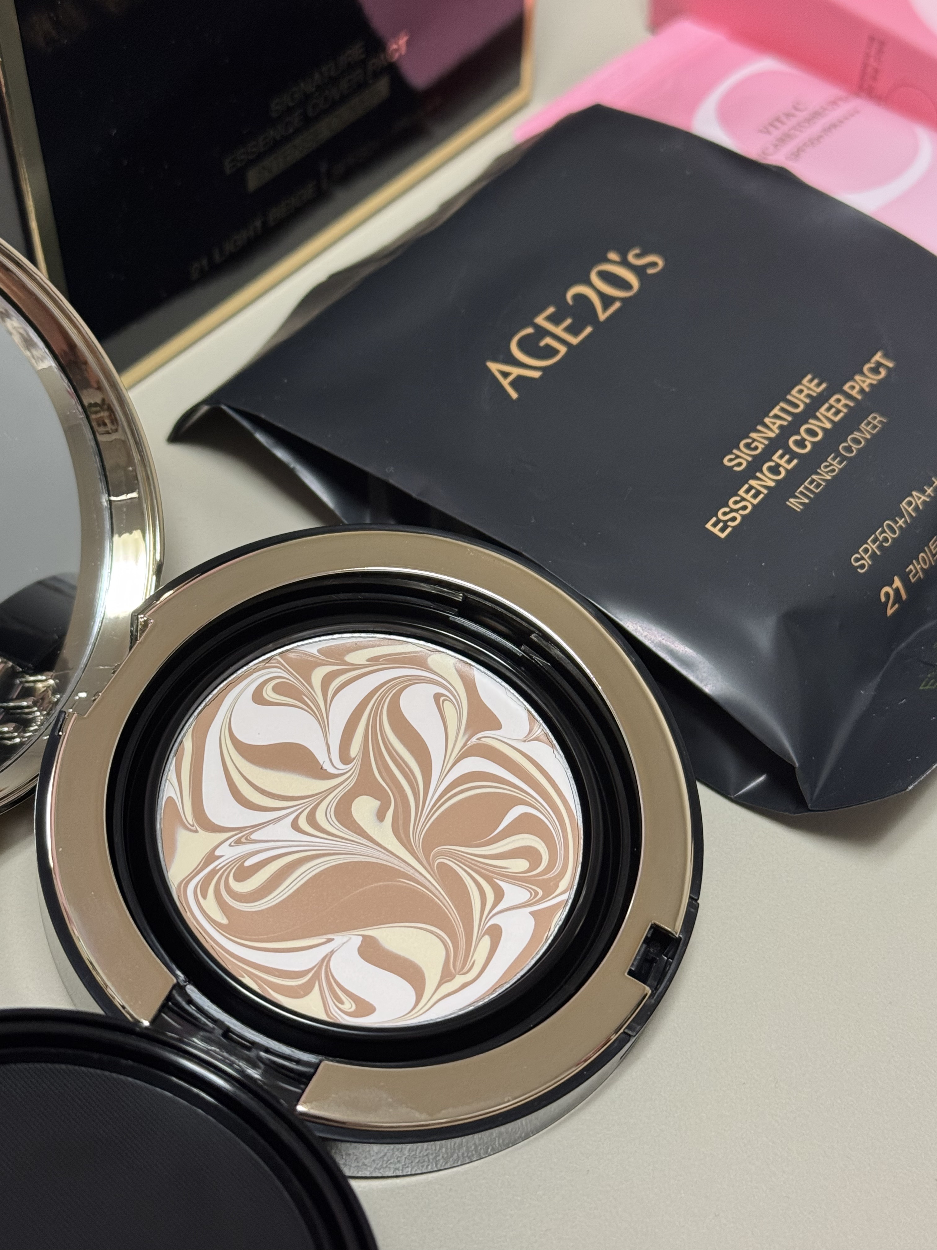 SIGNATURE ESSENCE COVER PACT　/AGE20’s/クリーム・エマルジョンファンデーションを使ったクチコミ（1枚目）