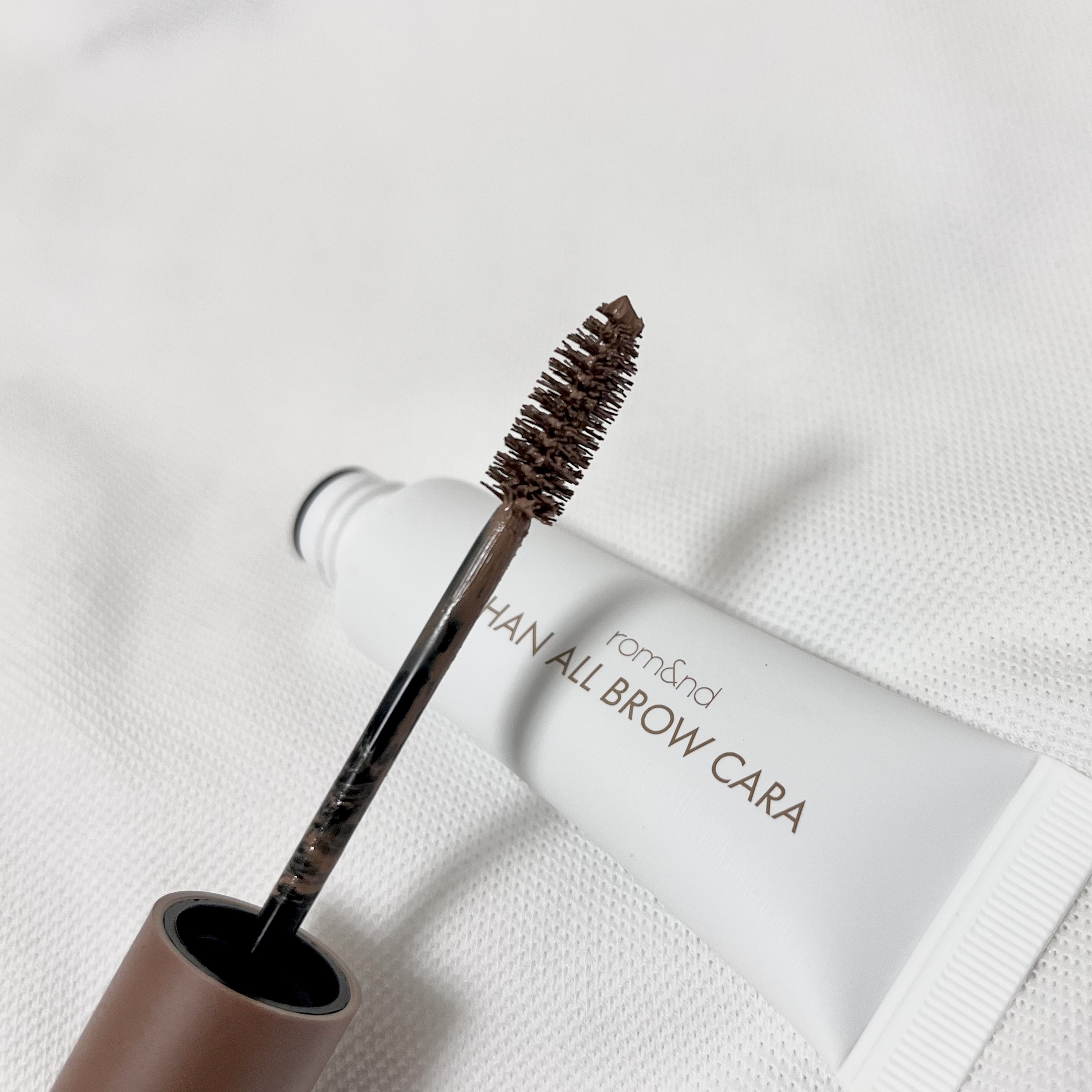 ハンオールブロウカラ/rom&nd/眉マスカラを使ったクチコミ（2枚目）