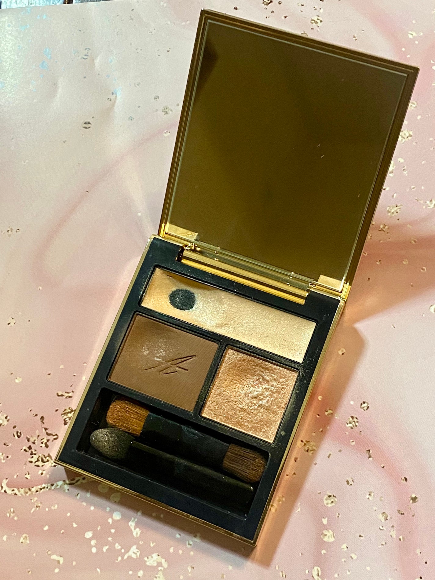 コンスピキュアス アイズ/Amplitude/アイシャドウパレットを使ったクチコミ(2枚目)