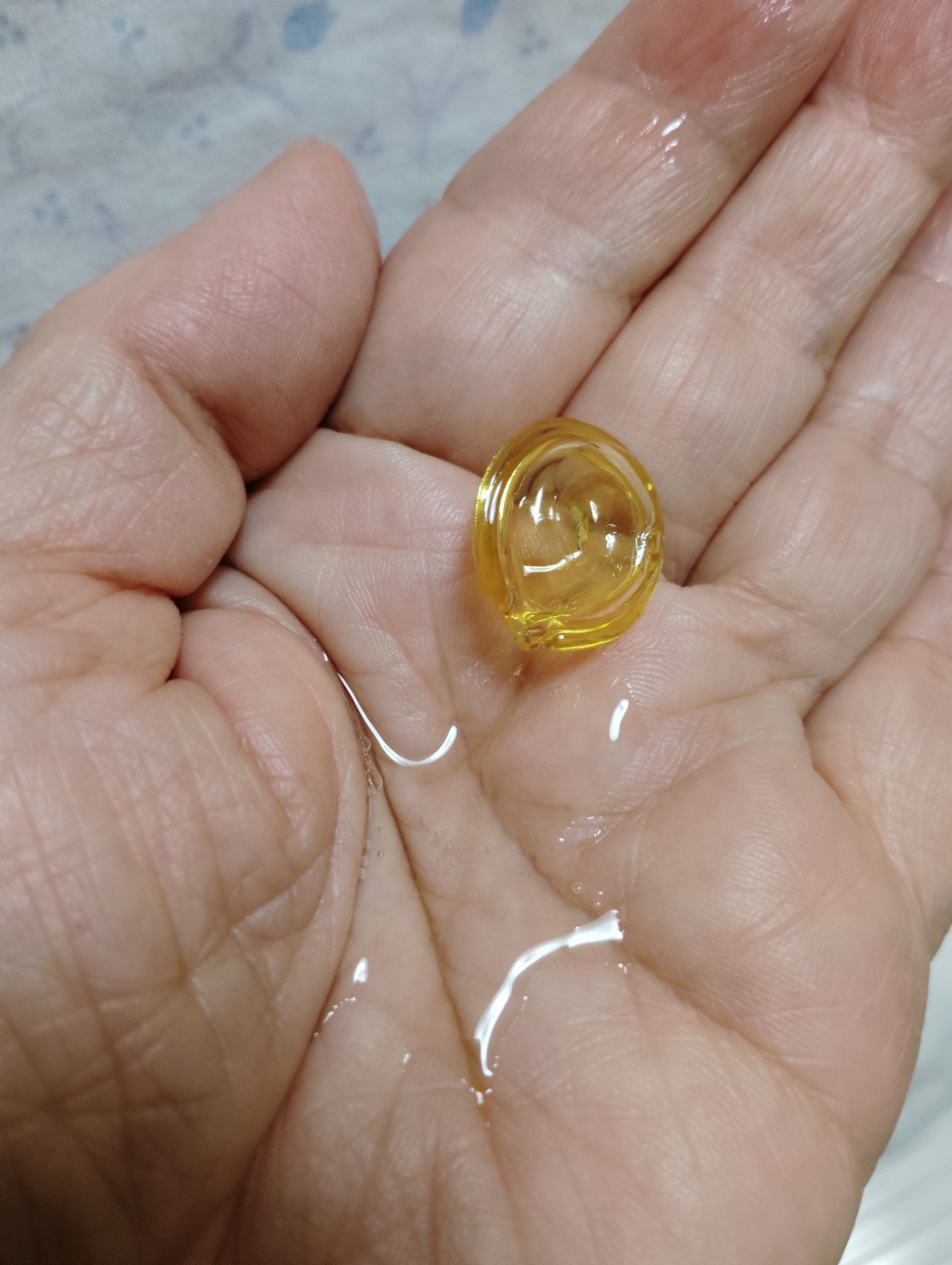 ヘアーオイル【スムース＆シャイニー】/ellips/ヘアオイルを使ったクチコミ（3枚目）