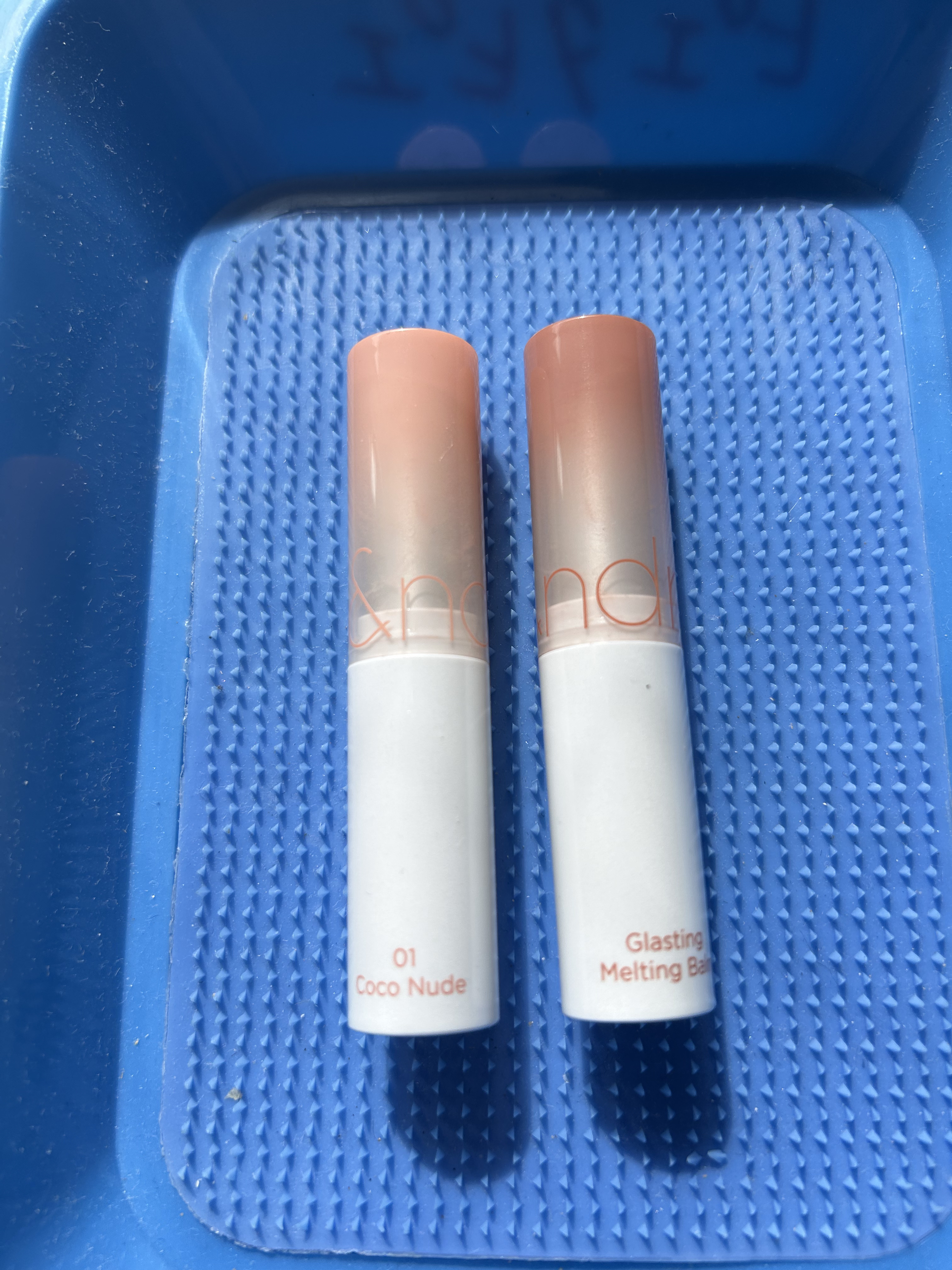 グラスティングメルティングバーム/rom&nd/リップバームを使ったクチコミ（2枚目）