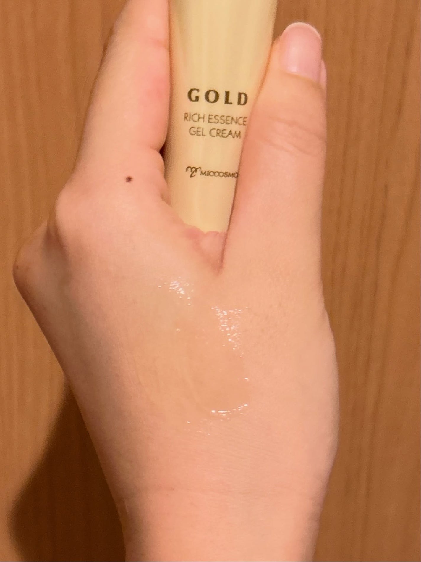 のぶあゆ on LIPS 「.目もと・口もとの乾燥小ジワが気になる季節にぴったり!!!「..」(3枚目)