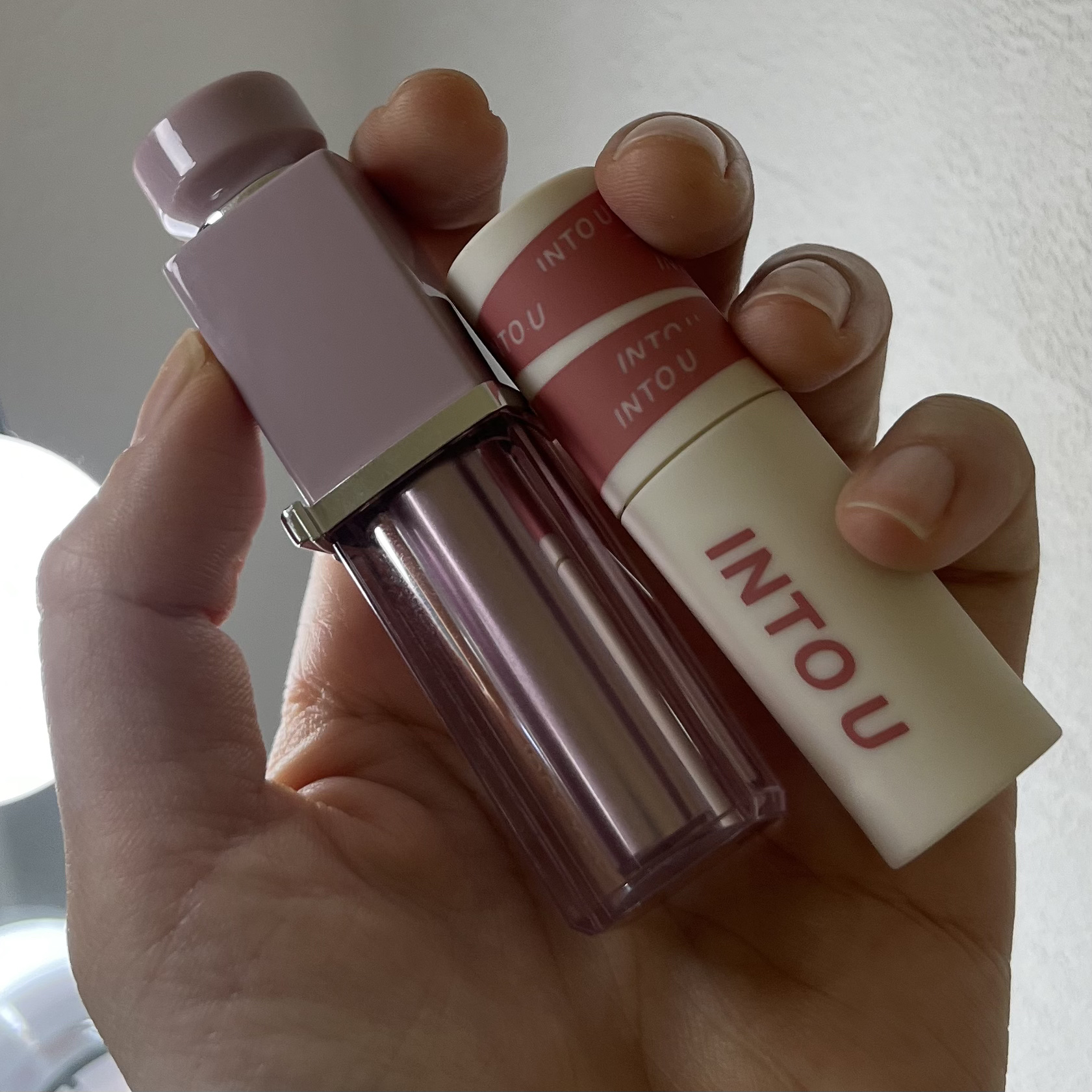 SILVER RIBBON  グロウセラムルージュ 401 スワンピンク/Joocyee/口紅を使ったクチコミ（2枚目）