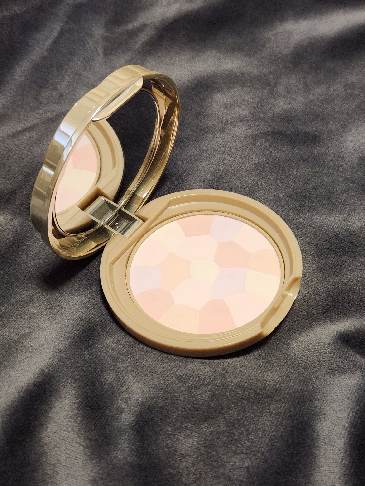 UVトーンアップベース/CEZANNE/化粧下地を使ったクチコミ（2枚目）