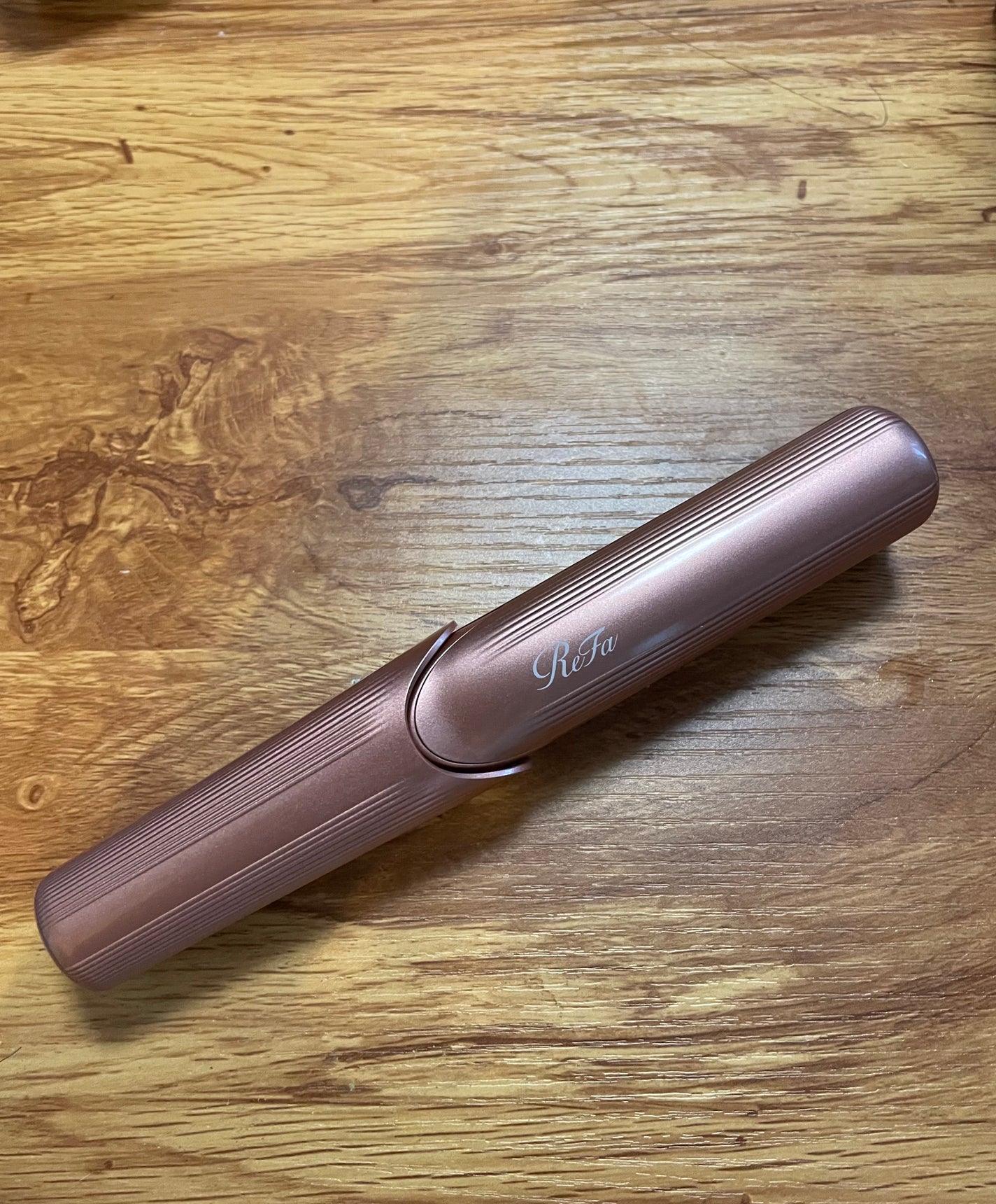 ズーミー on LIPS 「Refaのフィンガーアイロン🙌小さめですが毛先をまとめるのに重..」(1枚目)