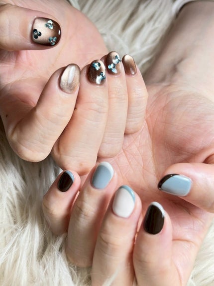 miyuki@PCアナリスト/コスメコンシェルジュ on LIPS 「🧸🩵🪽#ジェルネイル#ブラウンネイル#秋ネイル#newnail..」(3枚目)