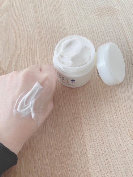 リッツ モイスト リポクリーム/リッツ/フェイスクリームを使ったクチコミ(3枚目)