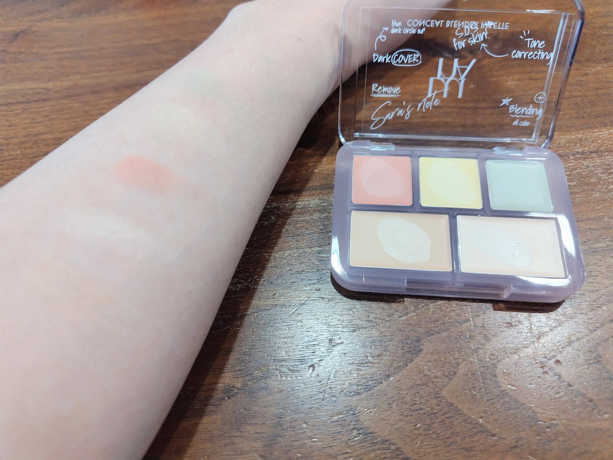 コンシールブレンダーパレット/LUNA/パレットコンシーラーを使ったクチコミ（3枚目）