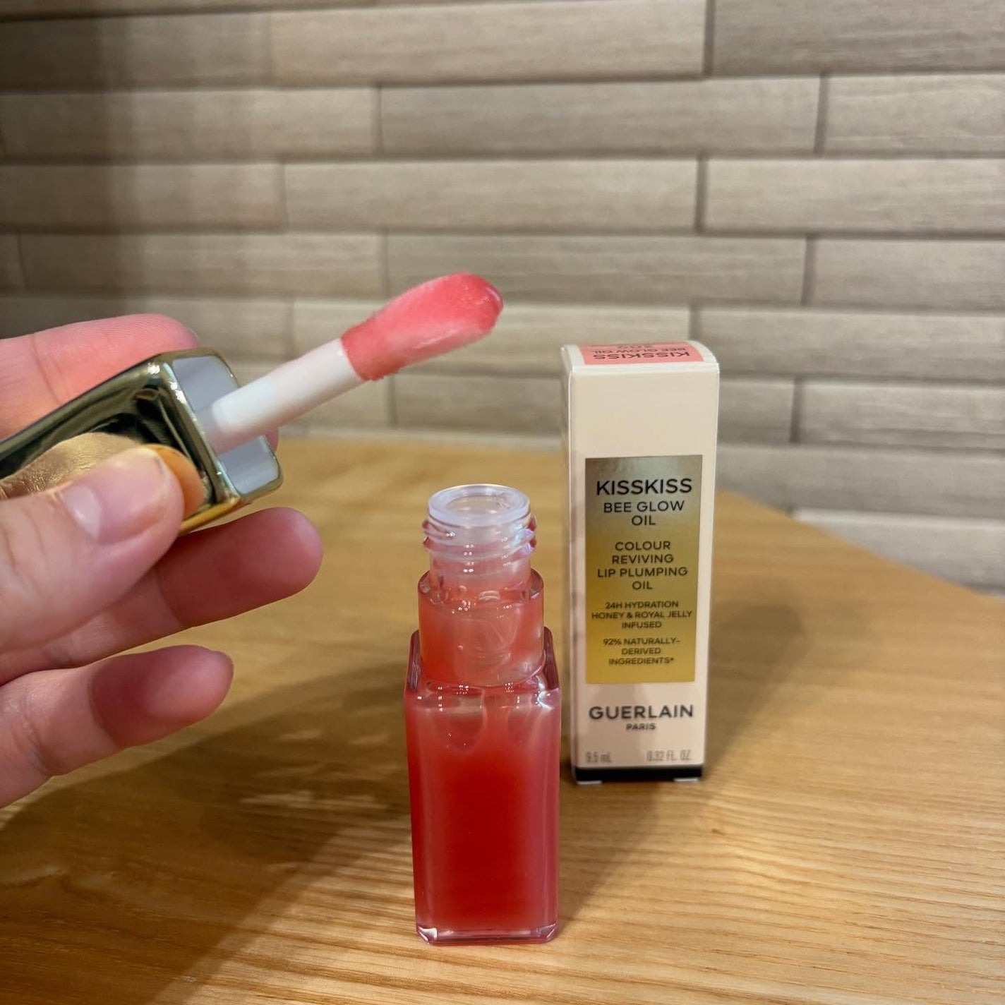 キスキス ビー グロウ オイル/GUERLAIN/リップグロスを使ったクチコミ(4枚目)