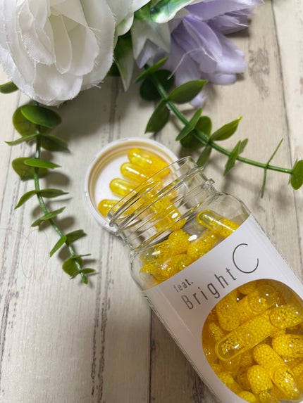 ぱすかる on LIPS 「透明のカプセルにビタミンカラーの黄色のつぶつぶ🟡可愛いし、おも..」(5枚目)