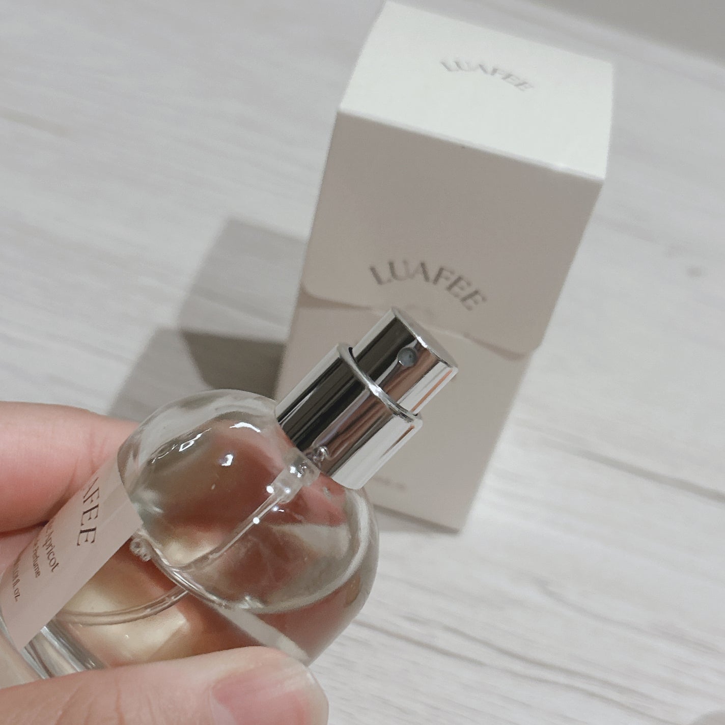 ソリッド パフューム ホワイトアプリコット/LUAFEE/練り香水を使ったクチコミ(3枚目)