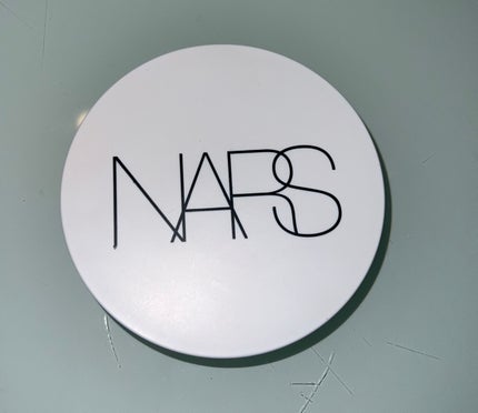 NARS ライトリフレクティング ルミナイジングパウダー/NARS/パウダーハイライトを使ったクチコミ(4枚目)