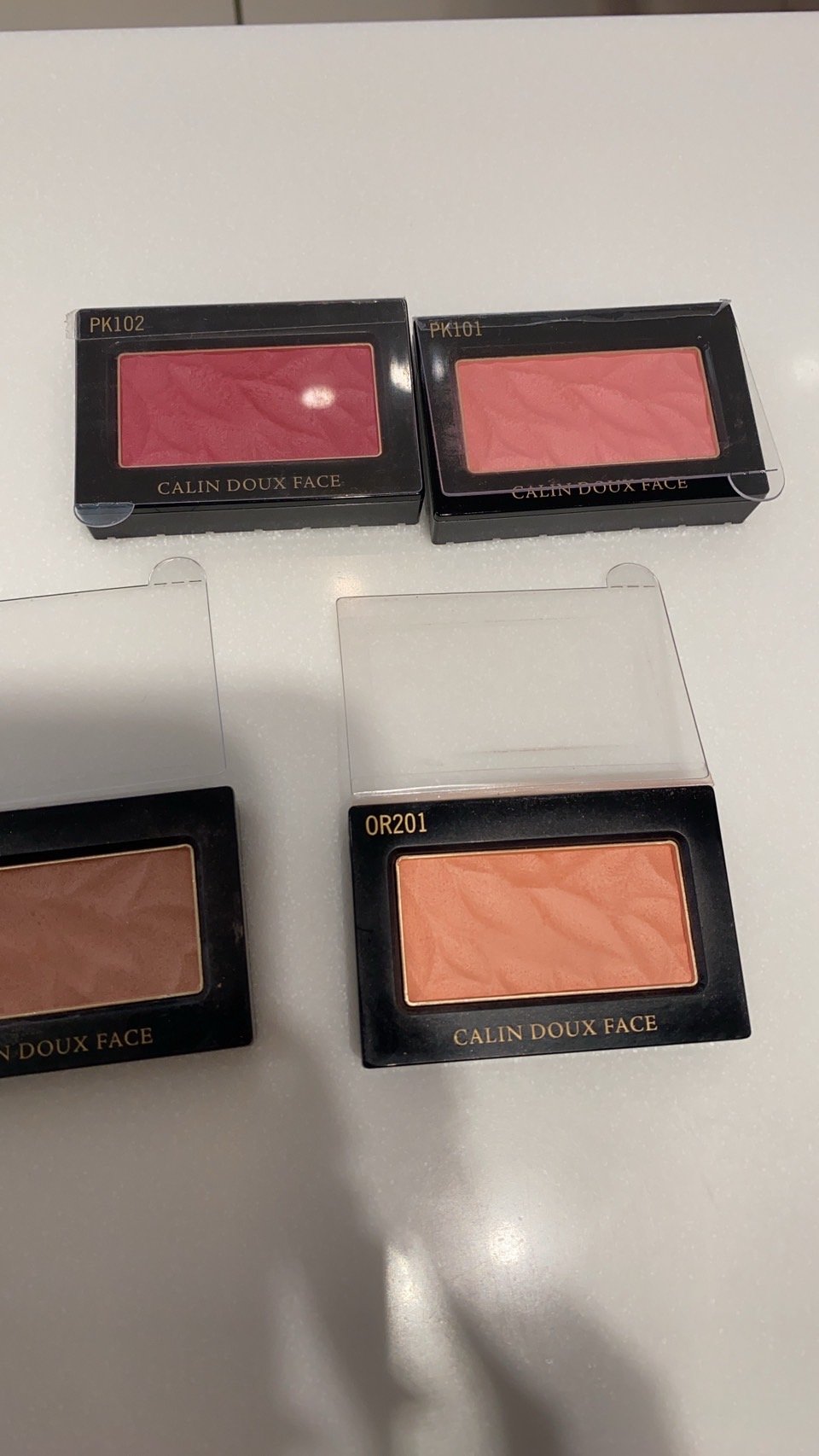 カランドゥ フェイス/Elégance/パウダーチークを使ったクチコミ（3枚目）